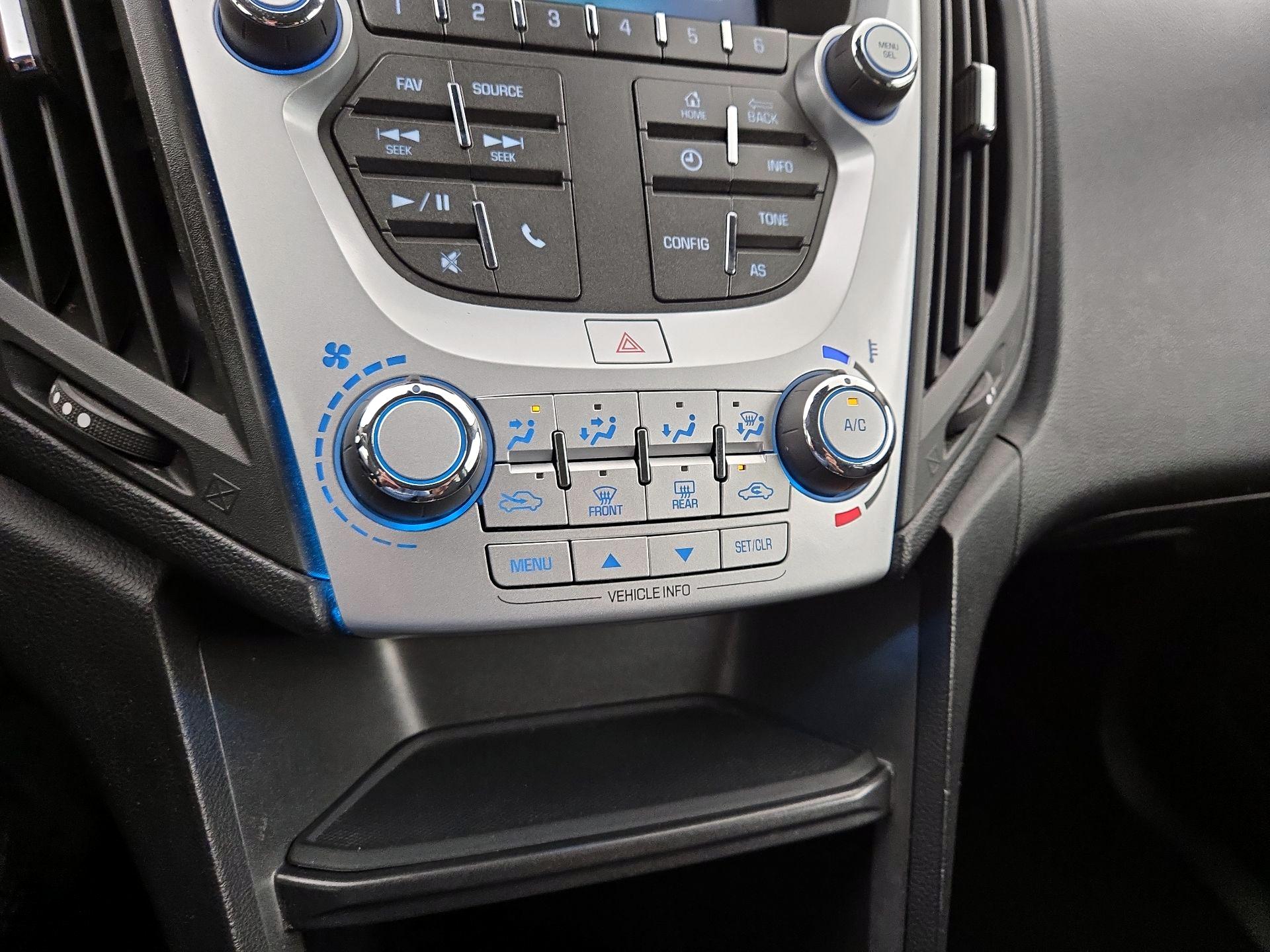 Thumbnail: 2017 Chevrolet Equinox - 16