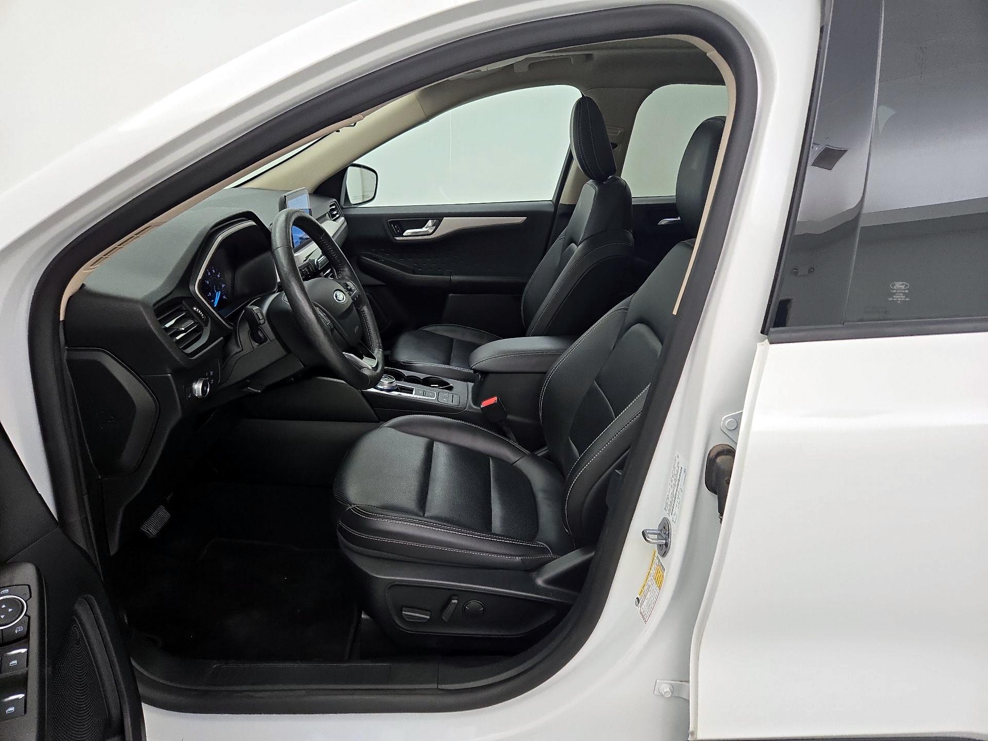 Thumbnail: 2020 Ford Escape - 11