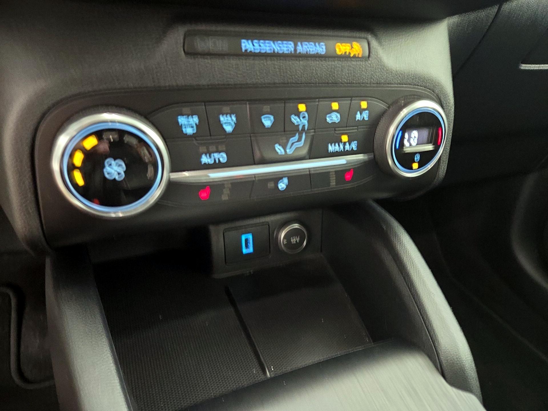 Thumbnail: 2020 Ford Escape - 17