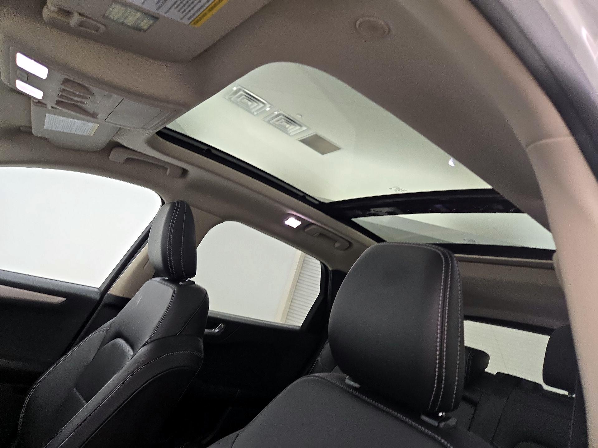 Thumbnail: 2020 Ford Escape - 20