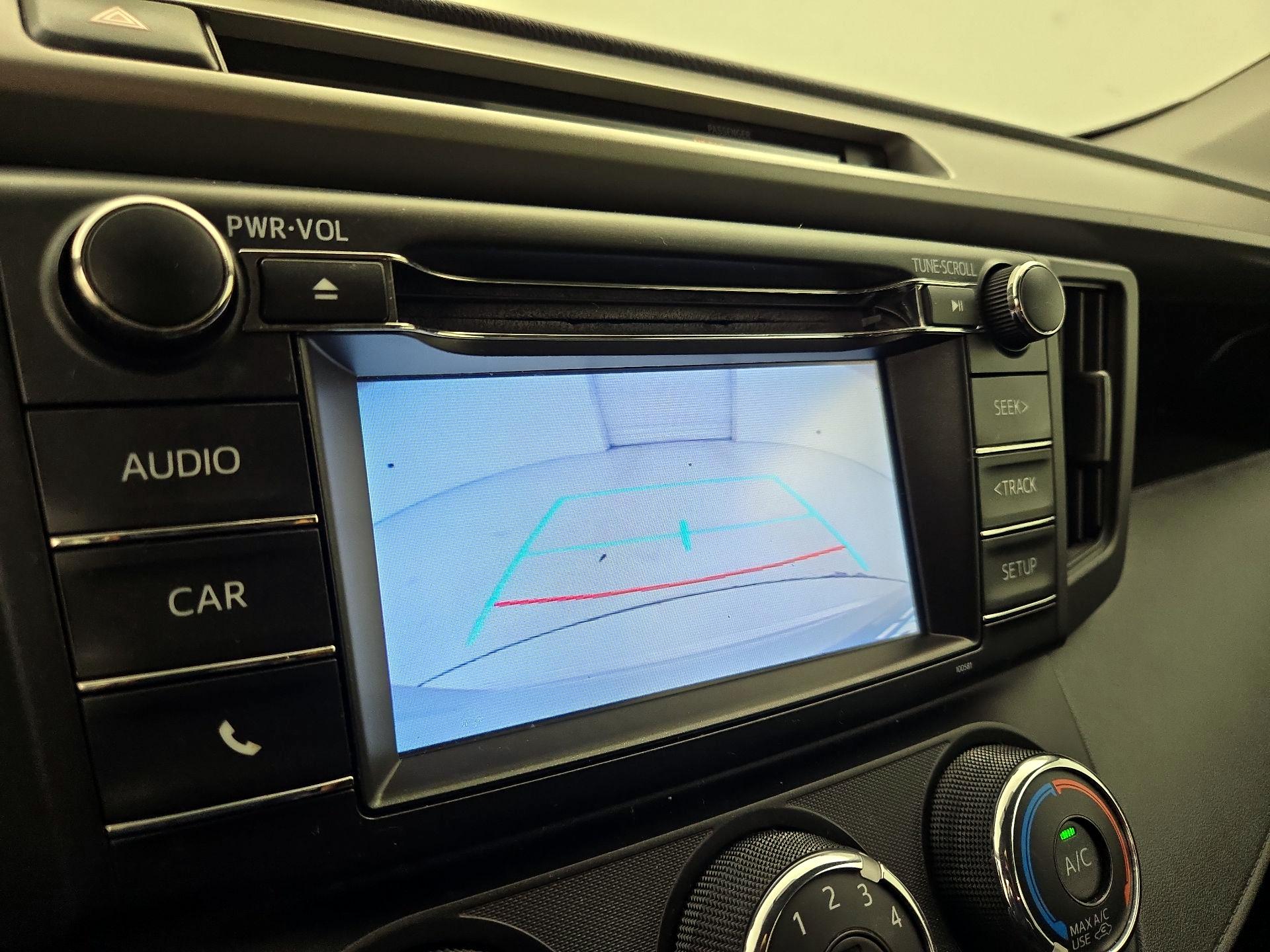 Thumbnail: 2016 Toyota RAV4 - 14