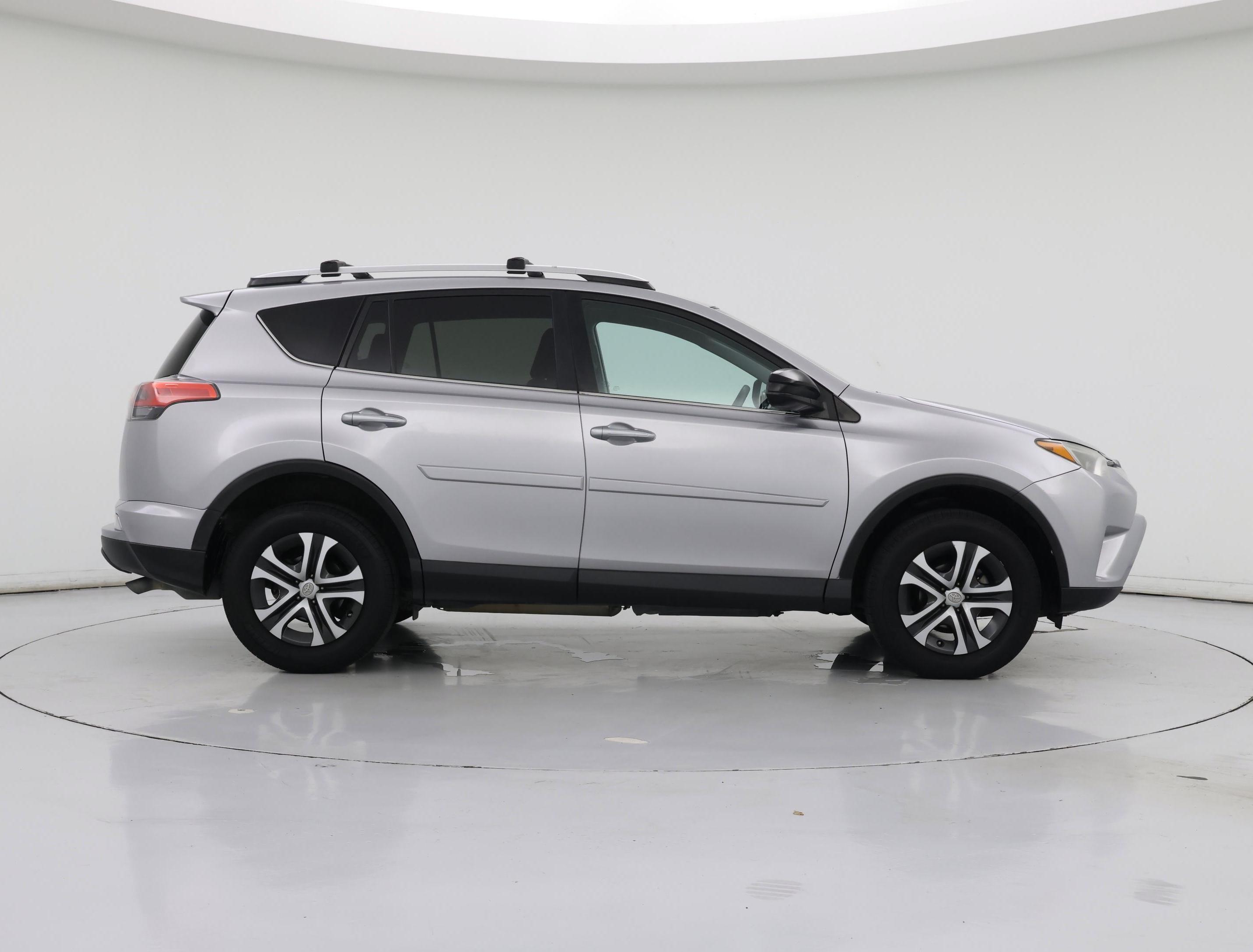 Thumbnail: 2016 Toyota RAV4 - 7
