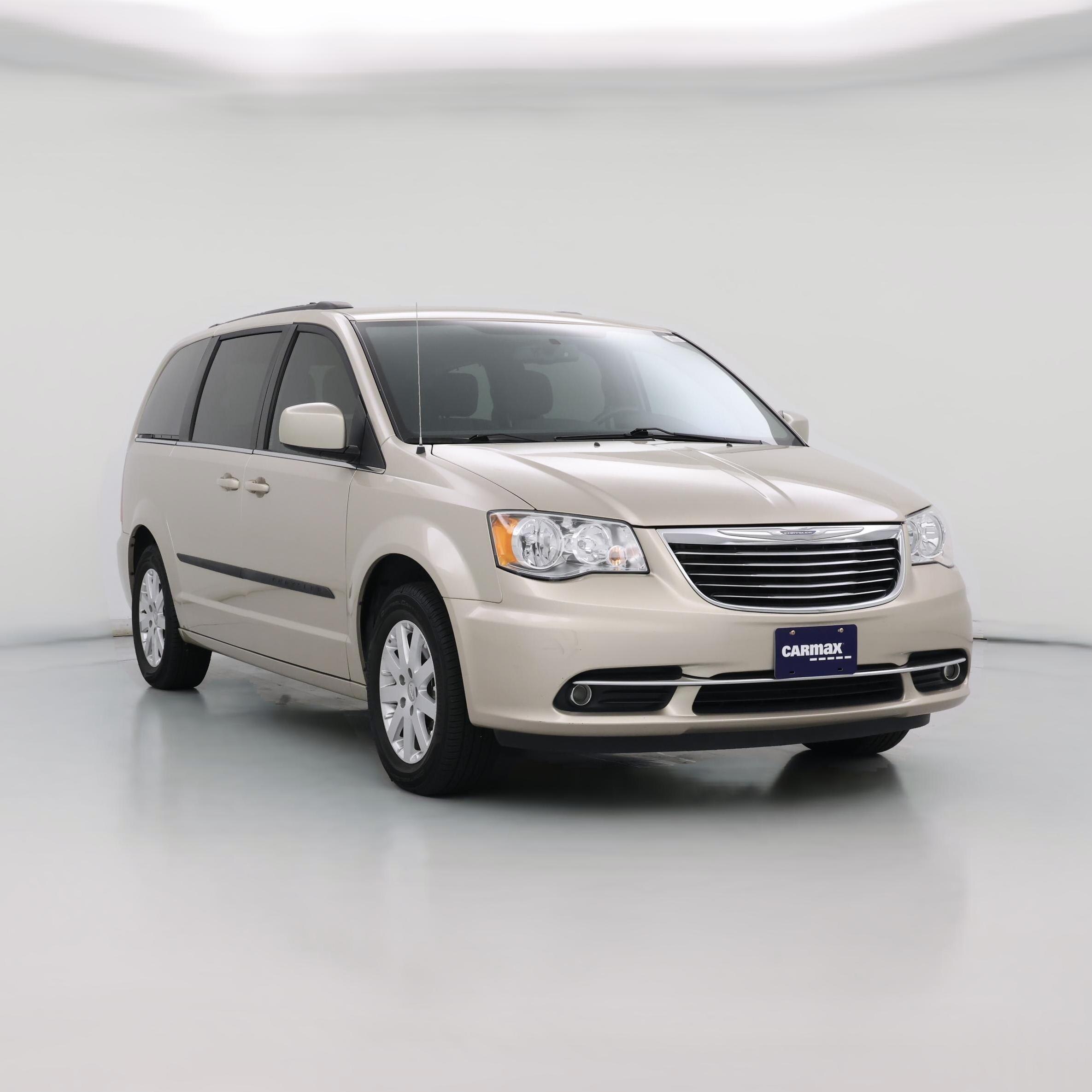 Thumbnail: 2014 Chrysler Town & Country - 1