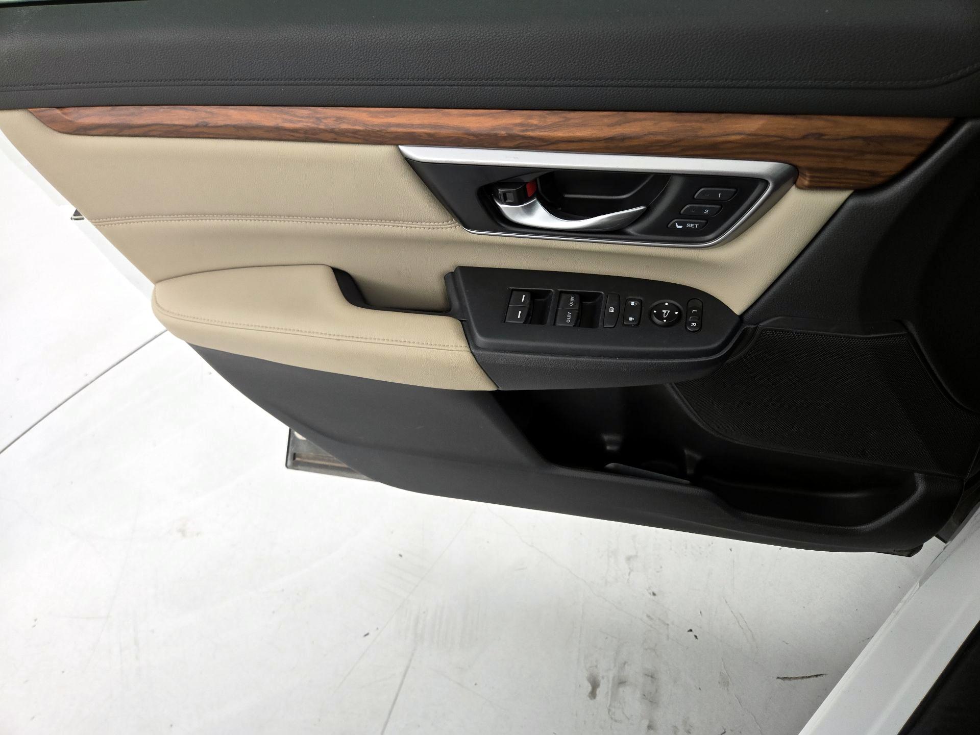 Thumbnail: 2019 Honda CR-V - 12