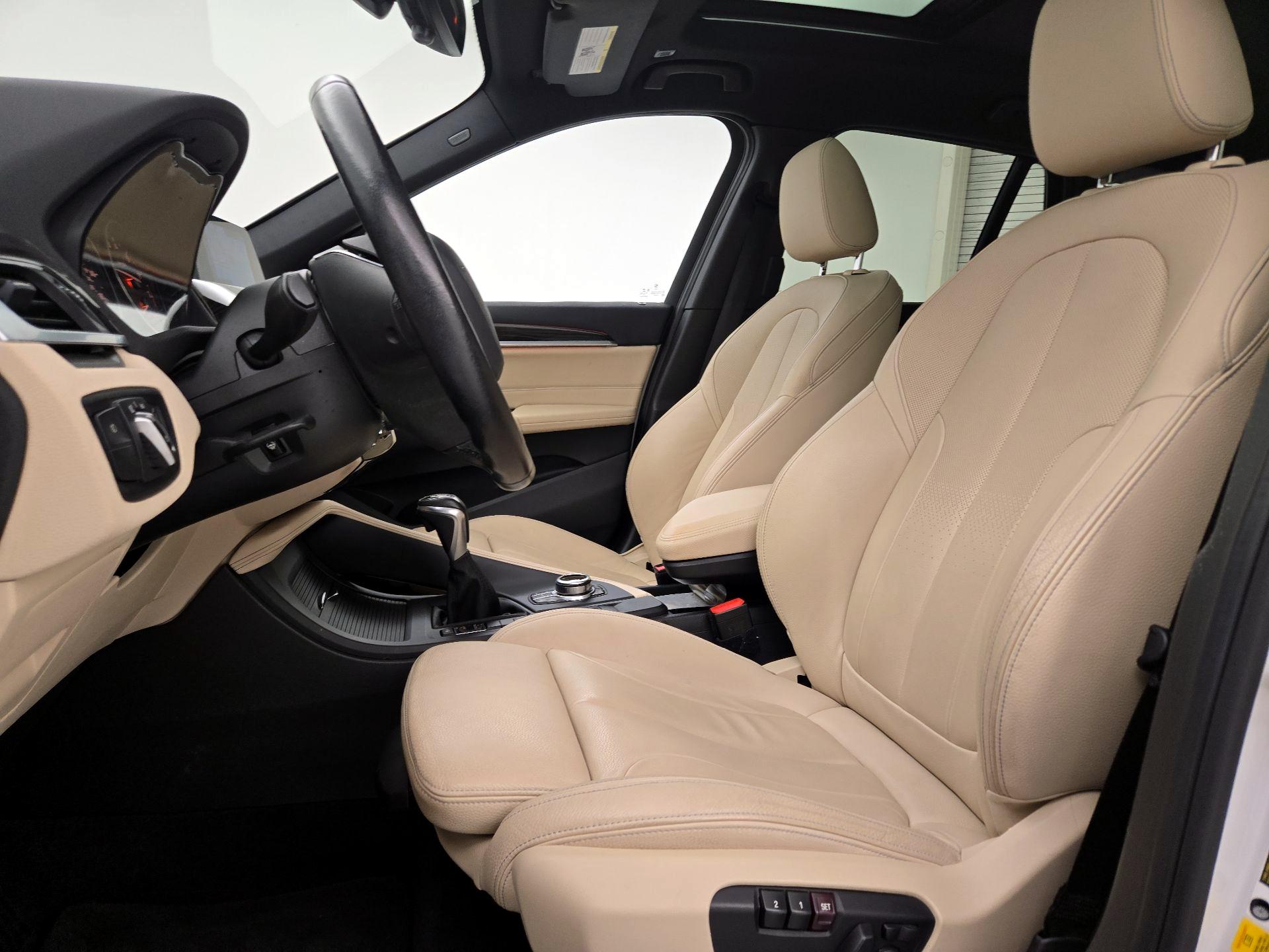Thumbnail: 2018 BMW X1 - 11