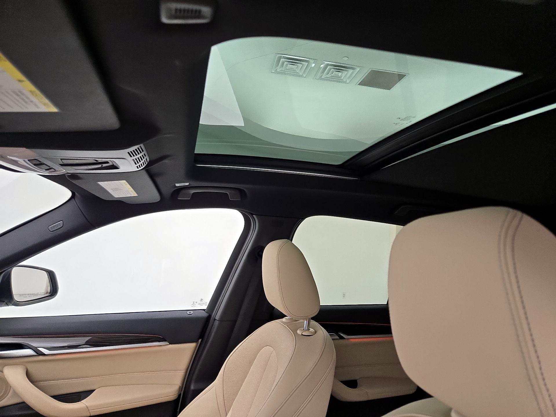 Thumbnail: 2018 BMW X1 - 20