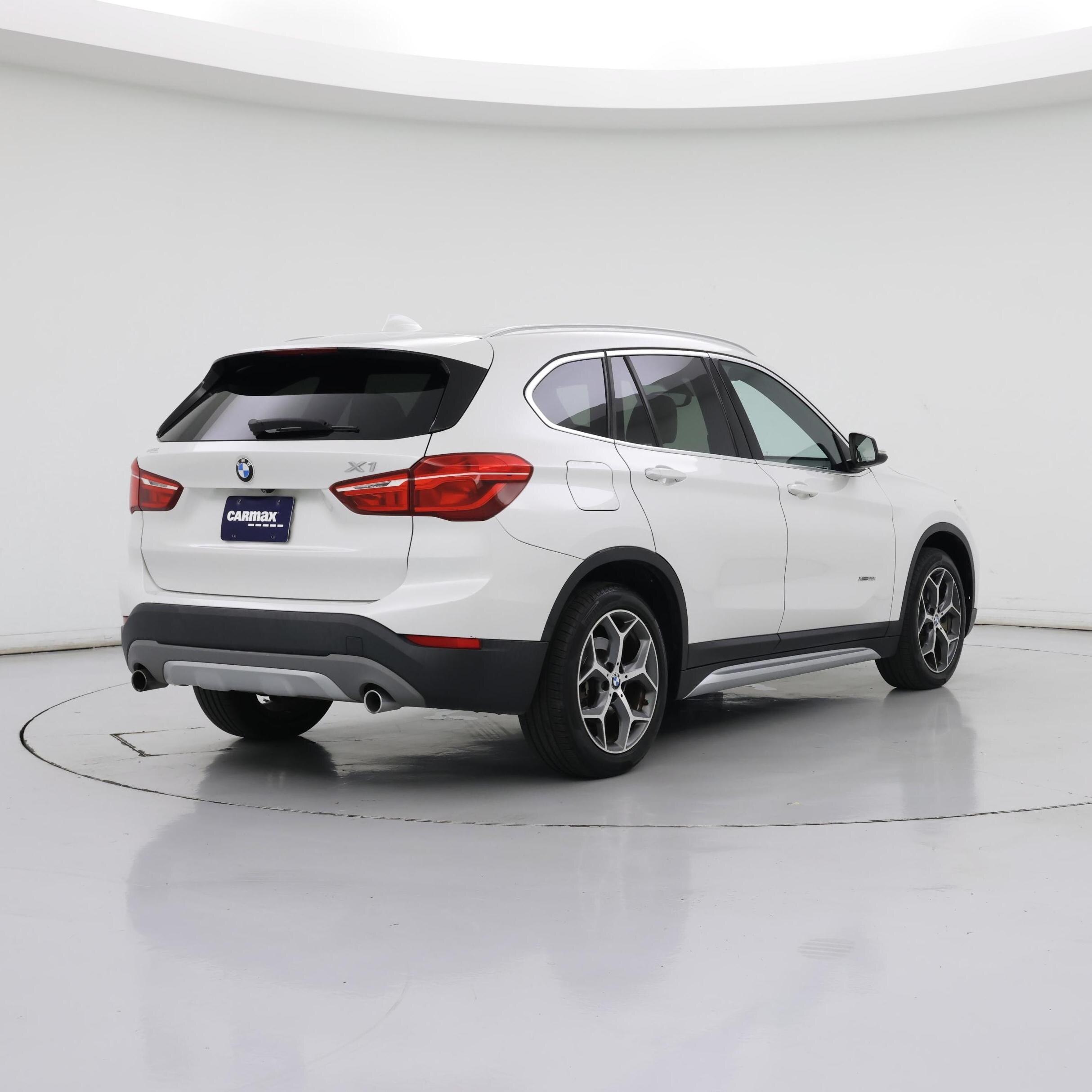 Thumbnail: 2018 BMW X1 - 8