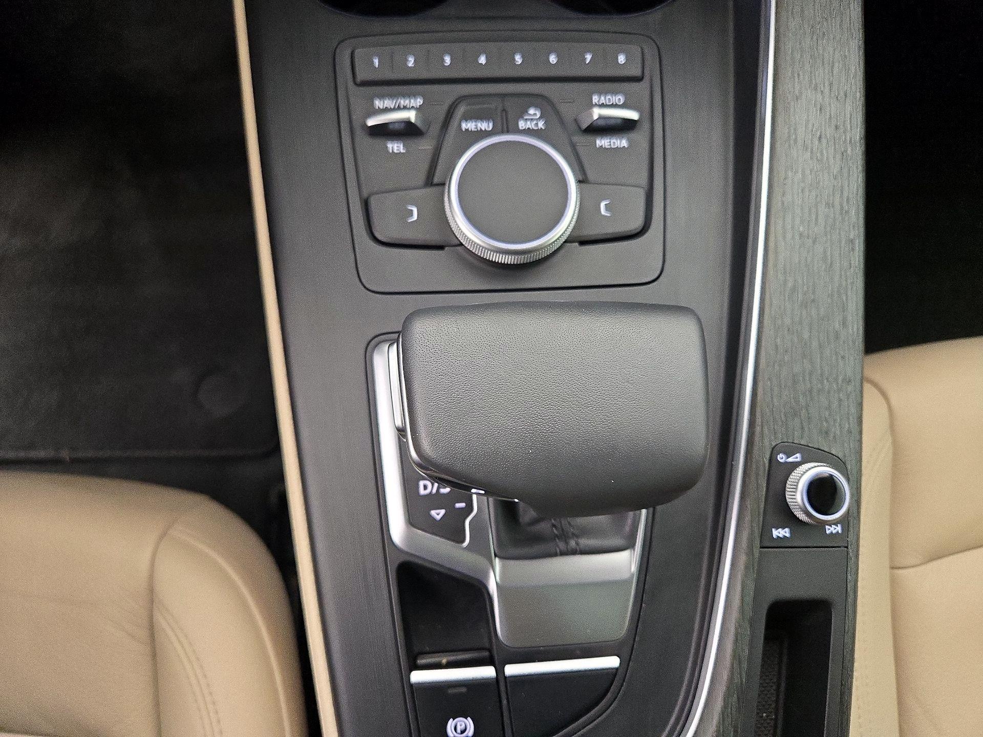 Thumbnail: 2019 Audi A4 - 17