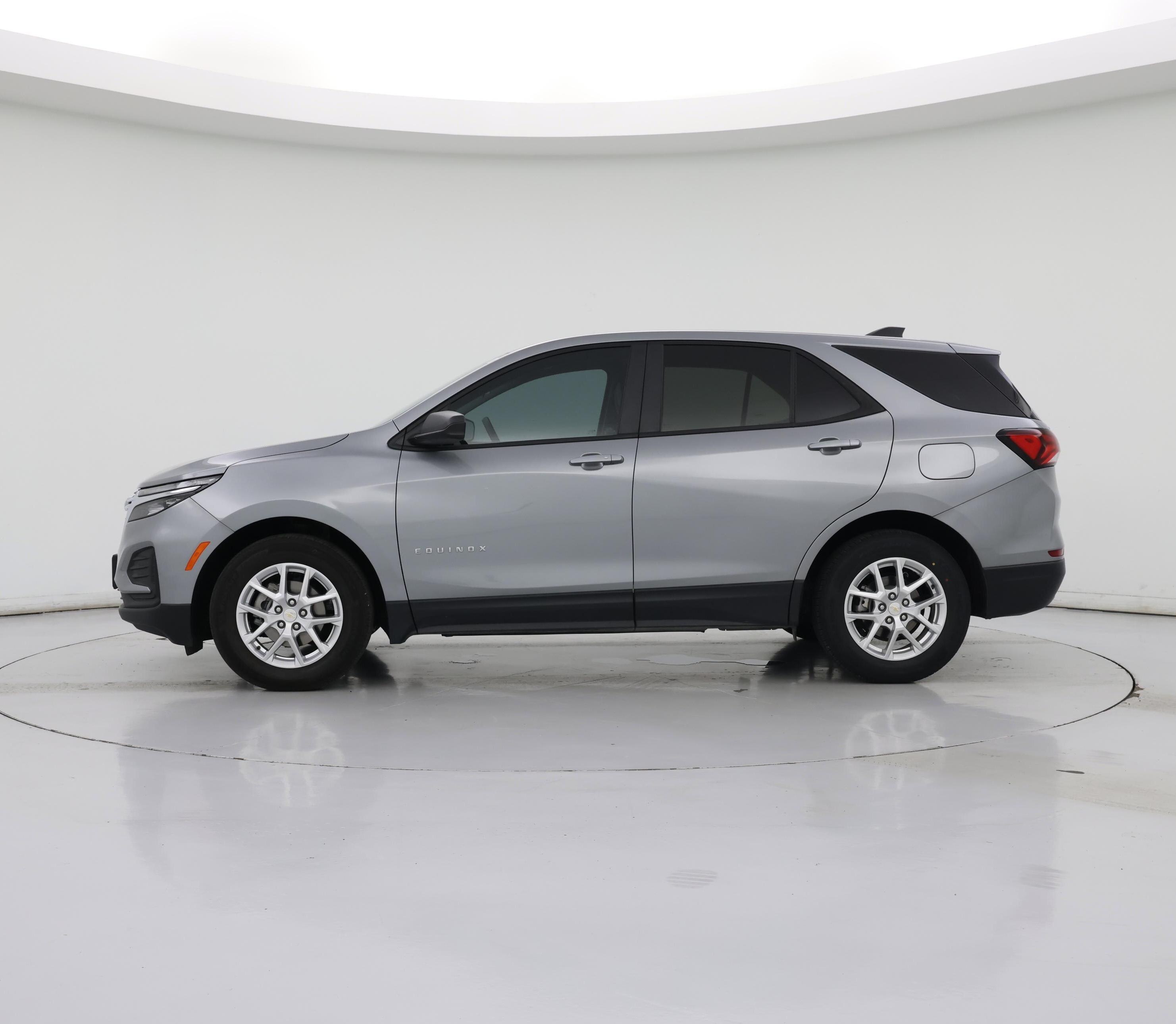 Thumbnail: 2024 Chevrolet Equinox - 3