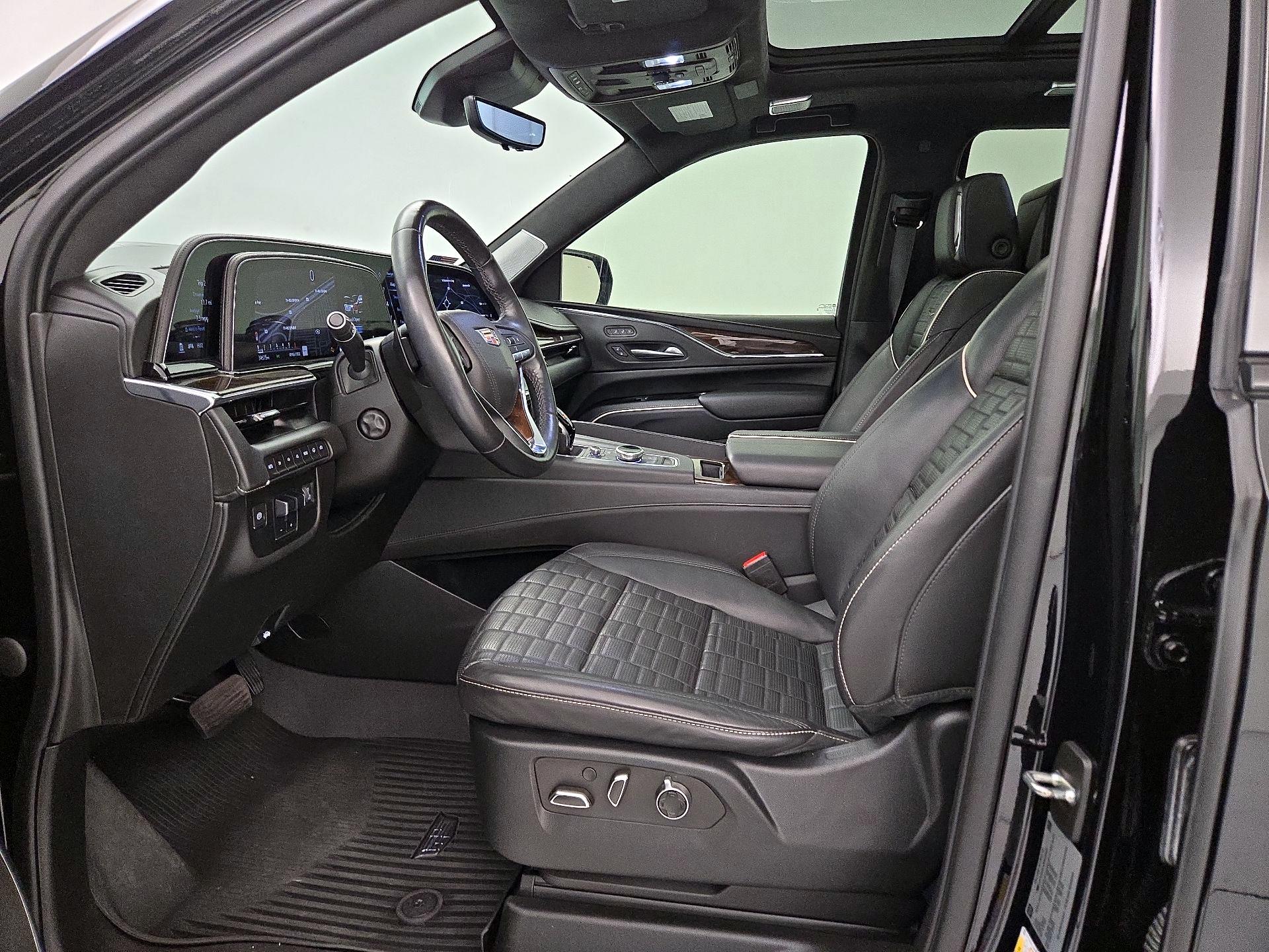 Thumbnail: 2022 Cadillac Escalade - 11