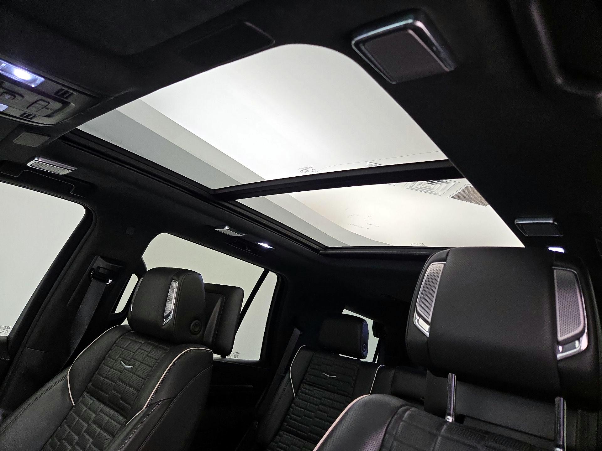 Thumbnail: 2022 Cadillac Escalade - 20