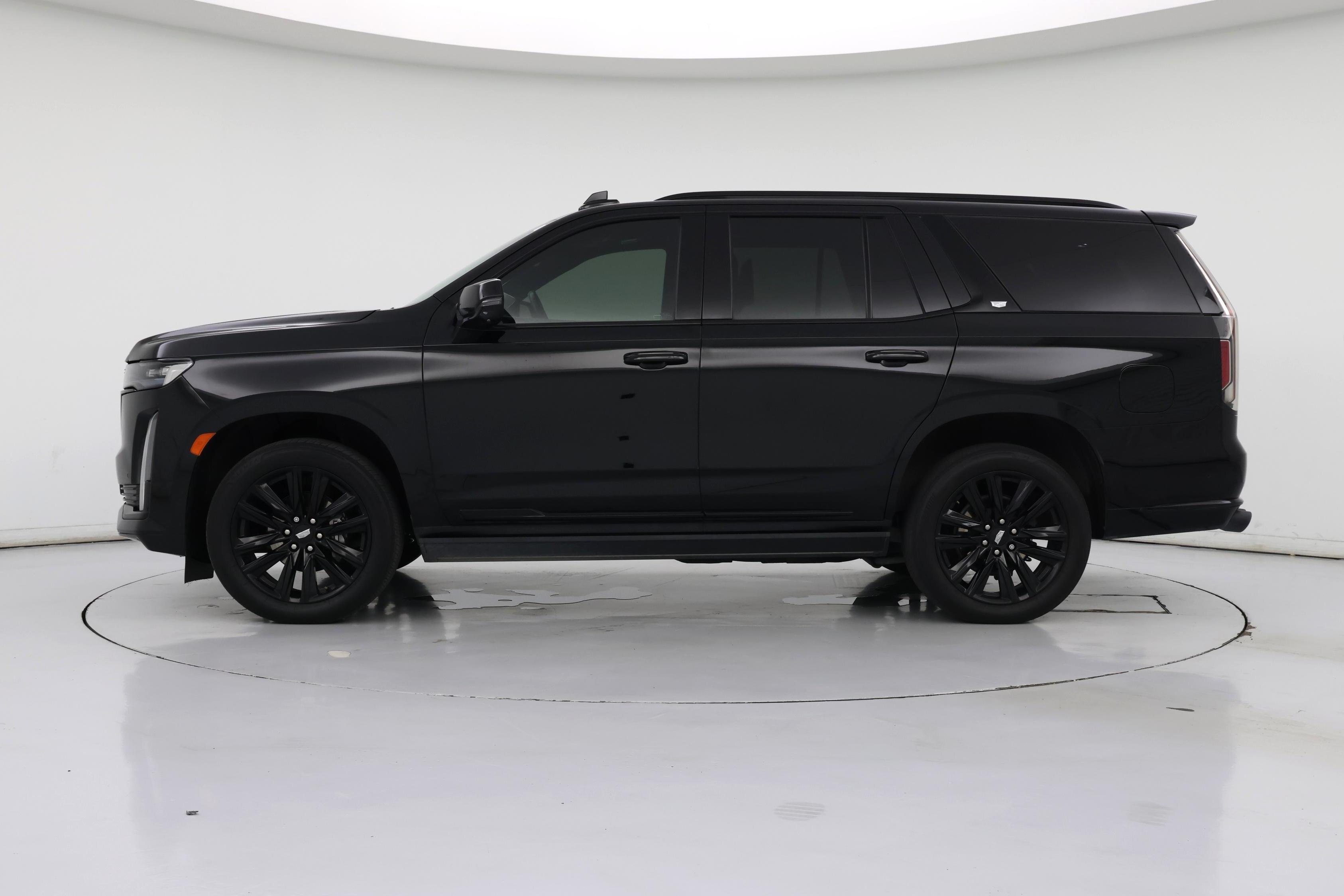 Thumbnail: 2022 Cadillac Escalade - 3