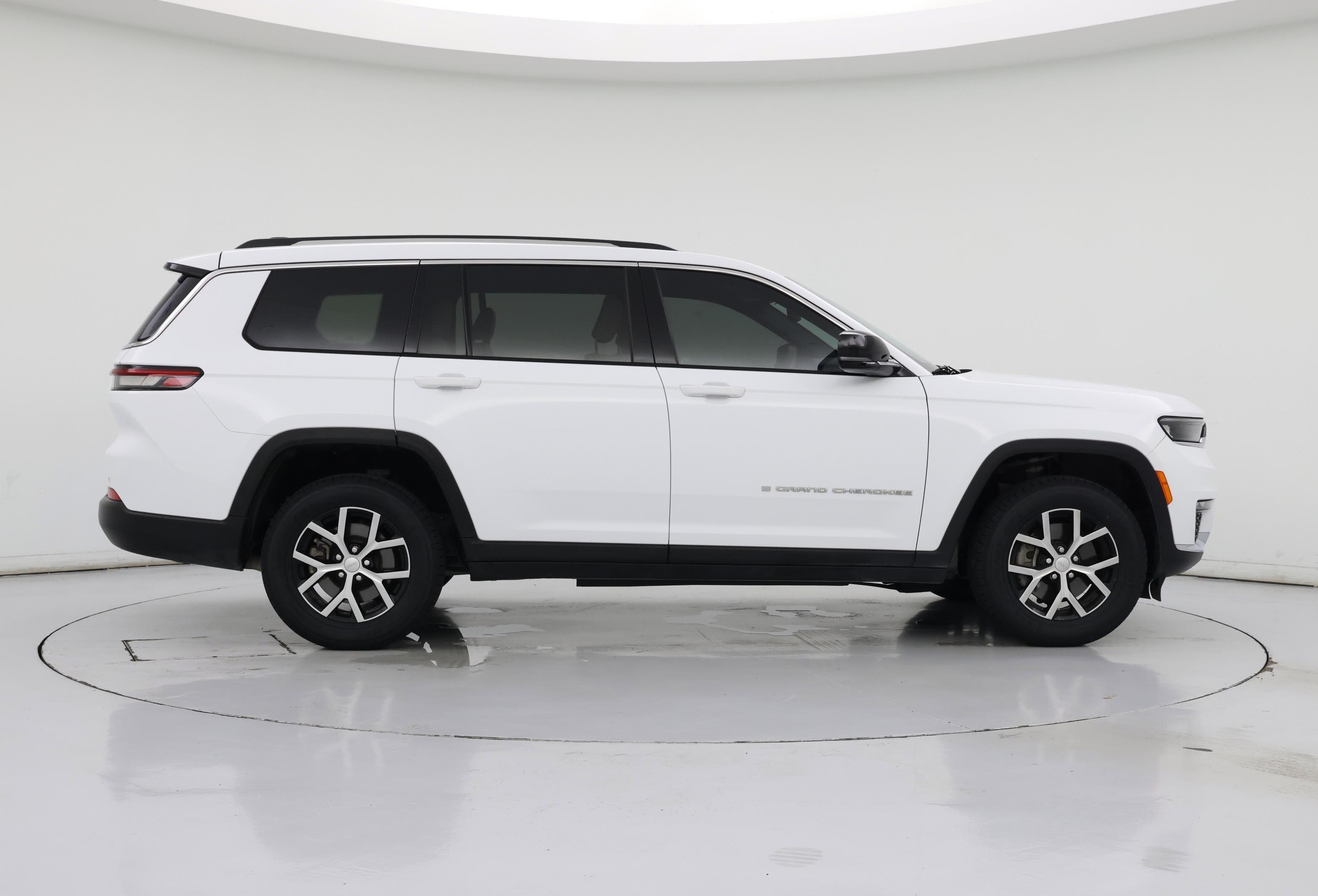 Thumbnail: 2024 Jeep Grand Cherokee L - 7