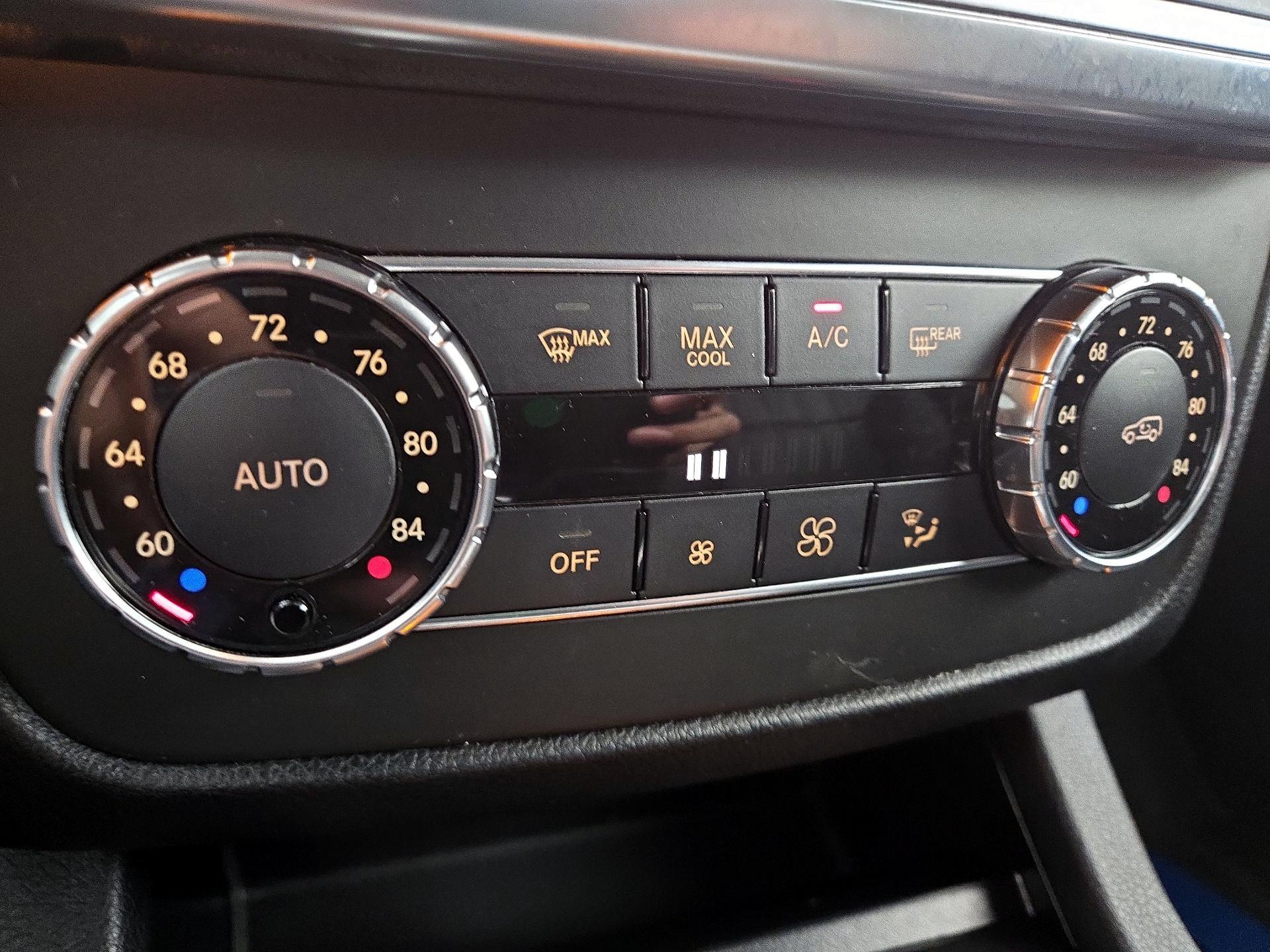 Thumbnail: 2014 Mercedes-Benz GL-Class - 17
