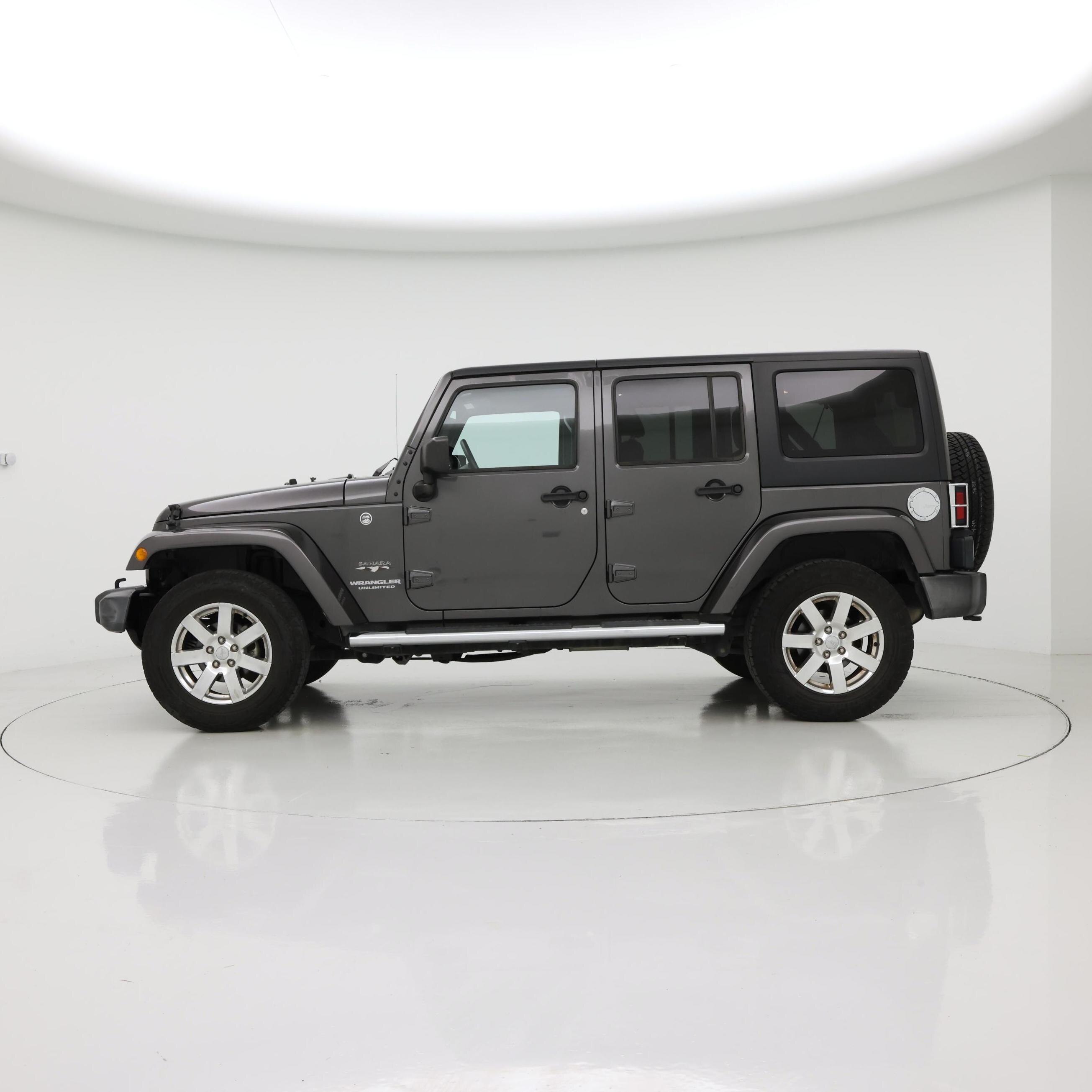 Thumbnail: 2016 Jeep Wrangler - 3