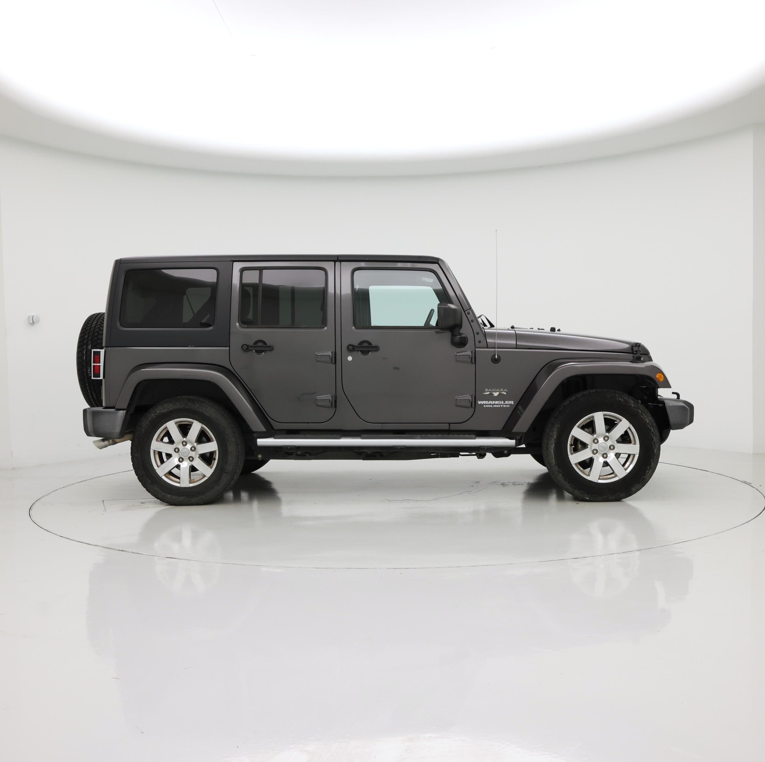 Thumbnail: 2016 Jeep Wrangler - 7