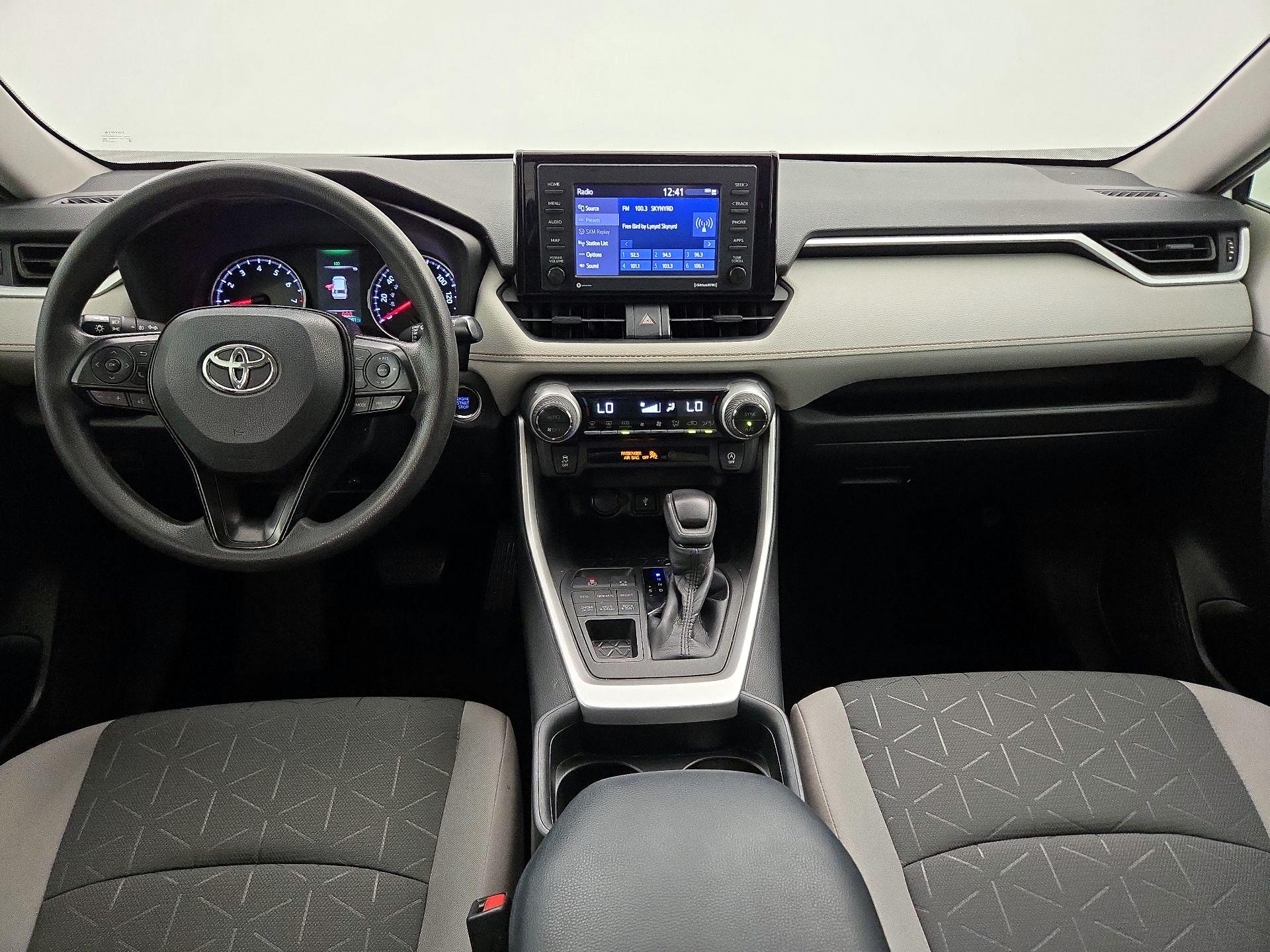 Thumbnail: 2021 Toyota RAV4 - 9