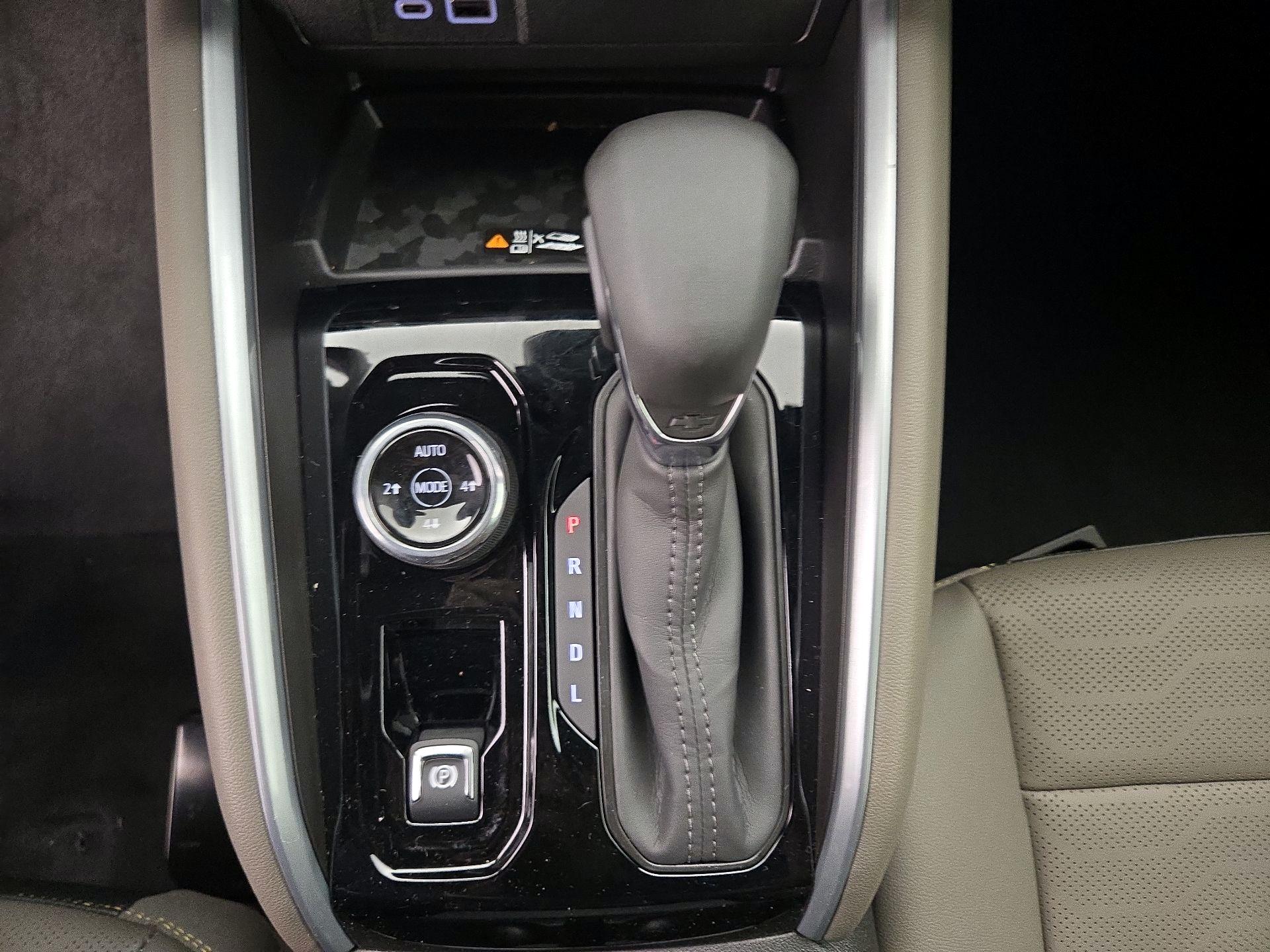 Thumbnail: 2025 Chevrolet Colorado - 17