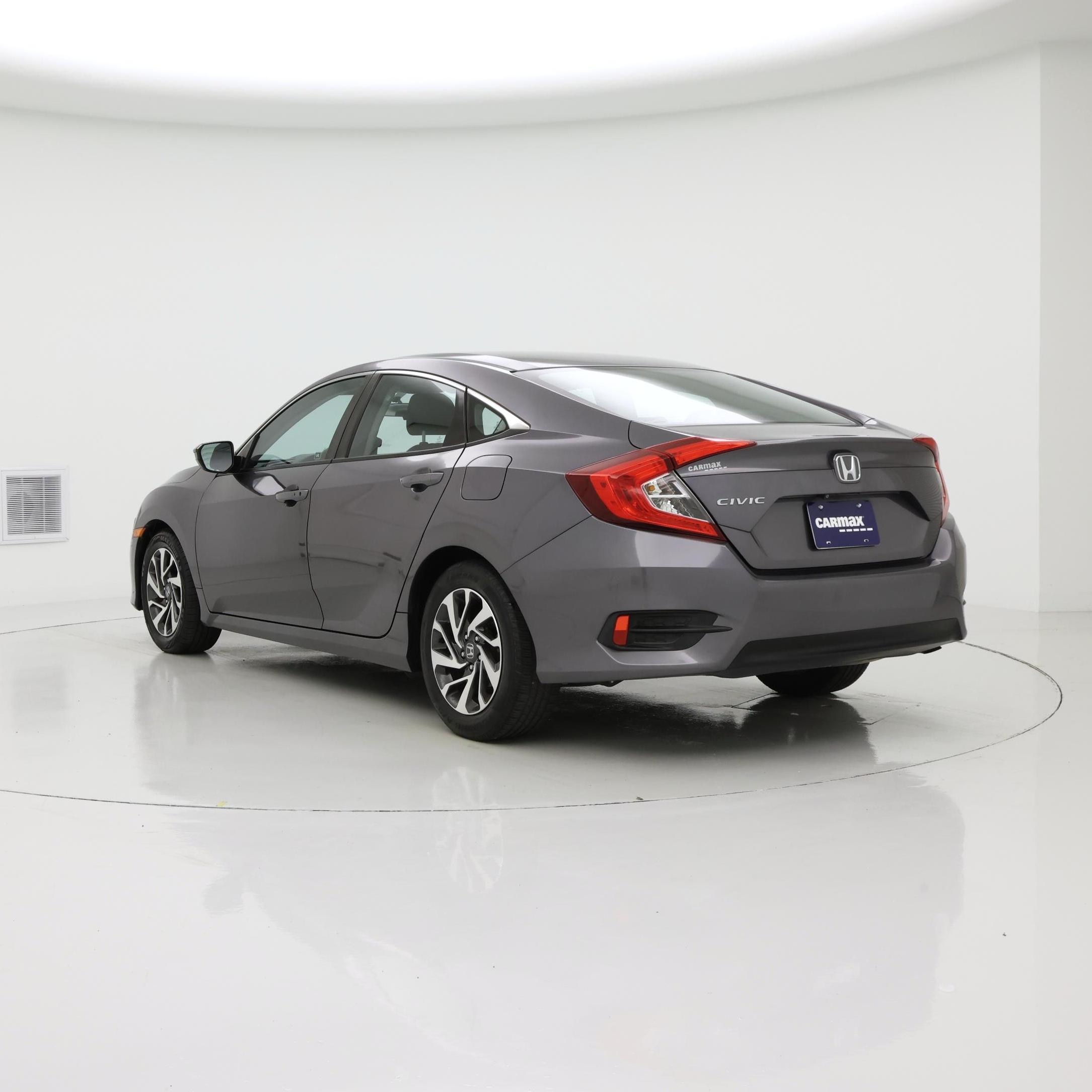 Thumbnail: 2016 Honda Civic - 2