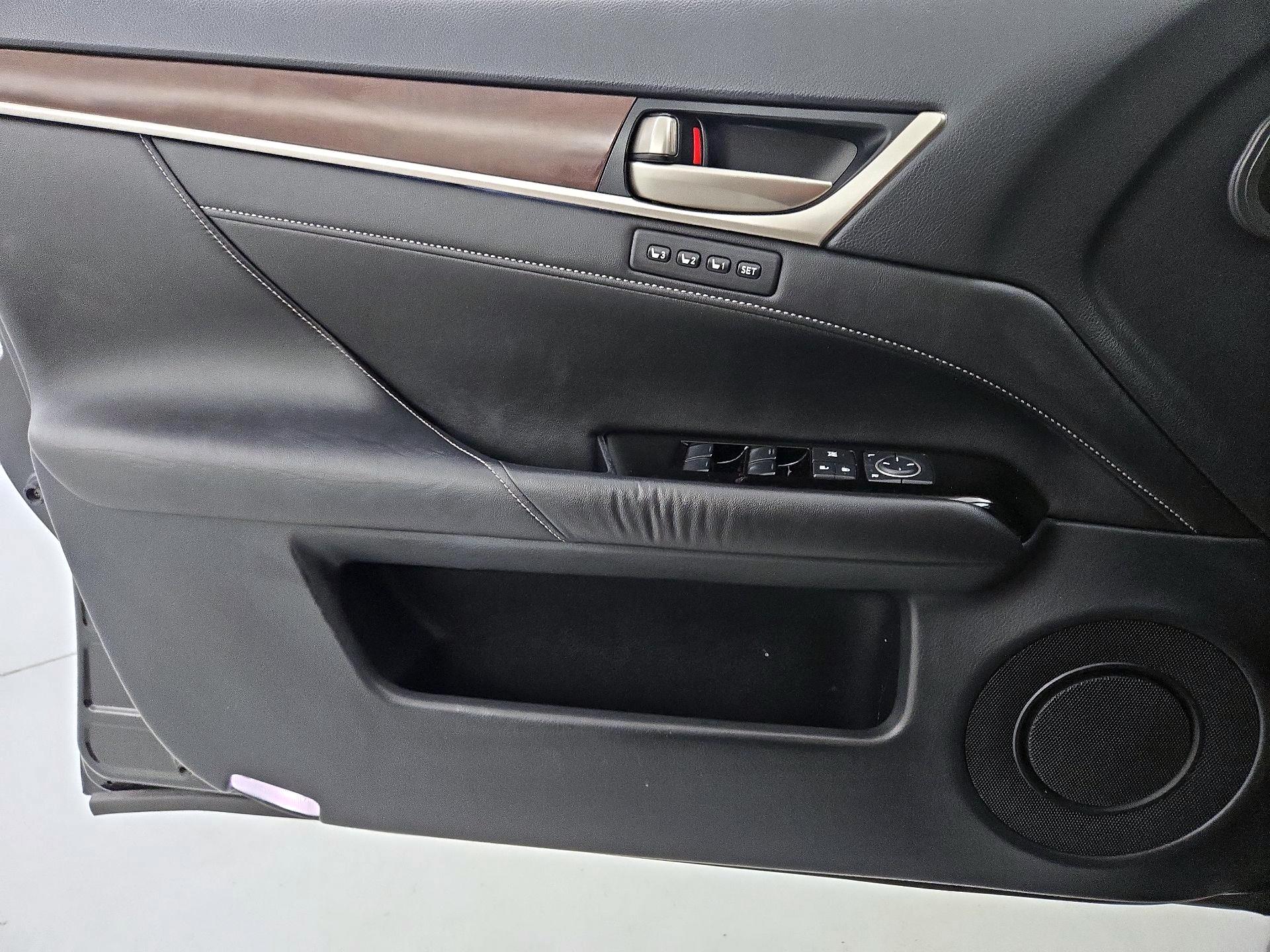 Thumbnail: 2013 Lexus GS - 12