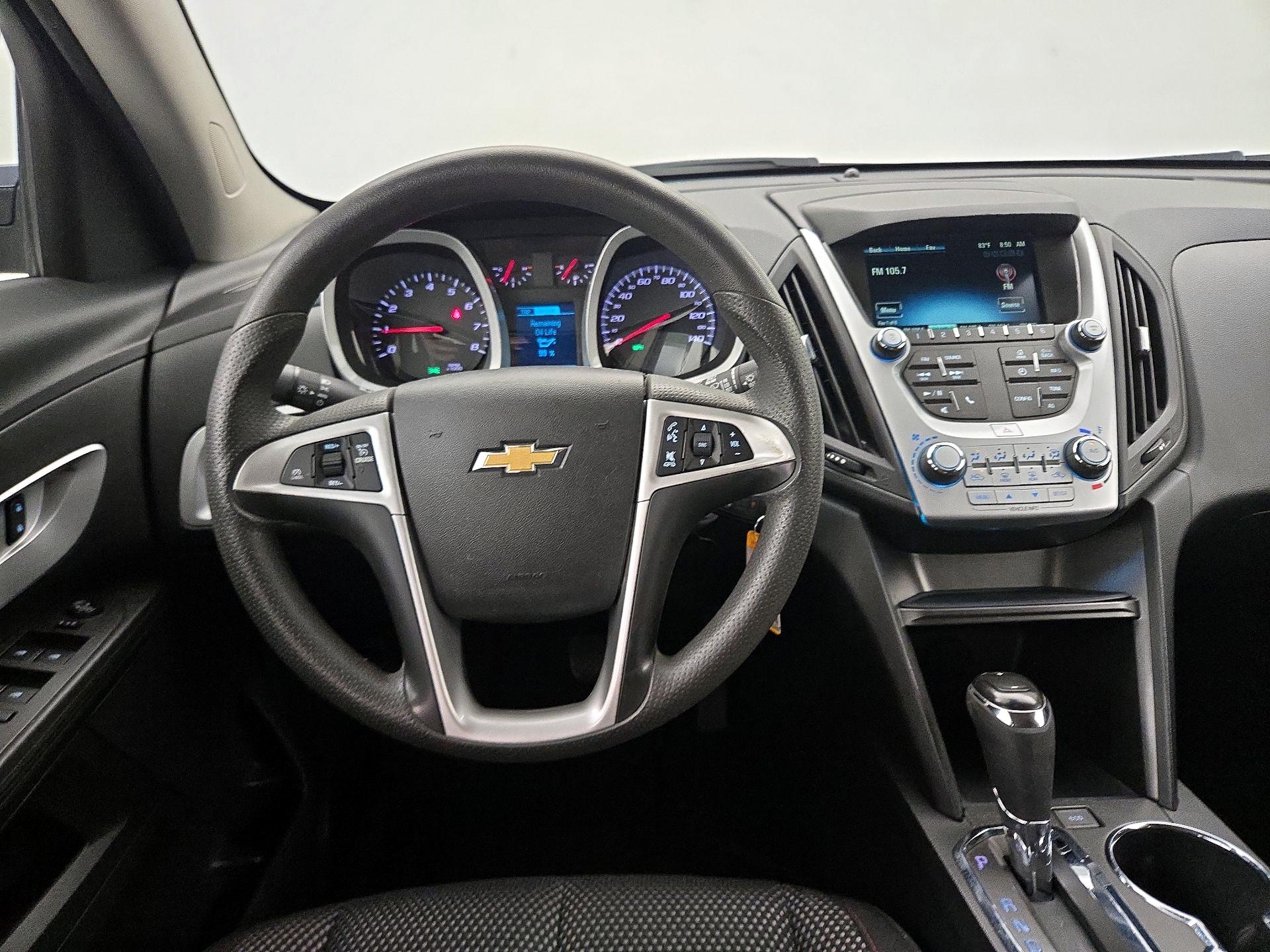 Thumbnail: 2017 Chevrolet Equinox - 10