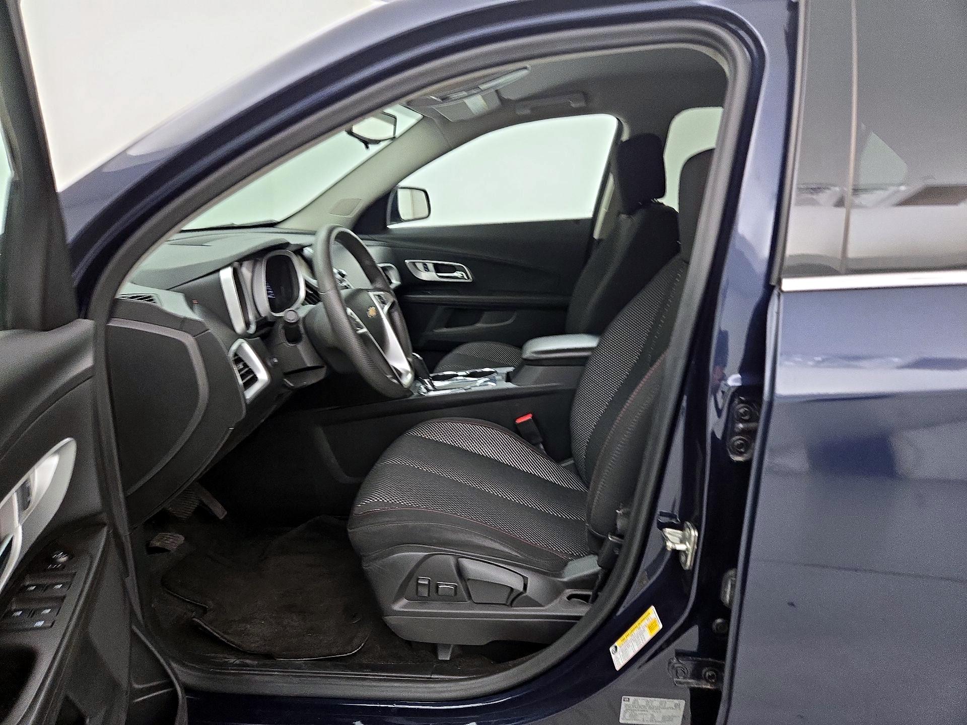 Thumbnail: 2017 Chevrolet Equinox - 11