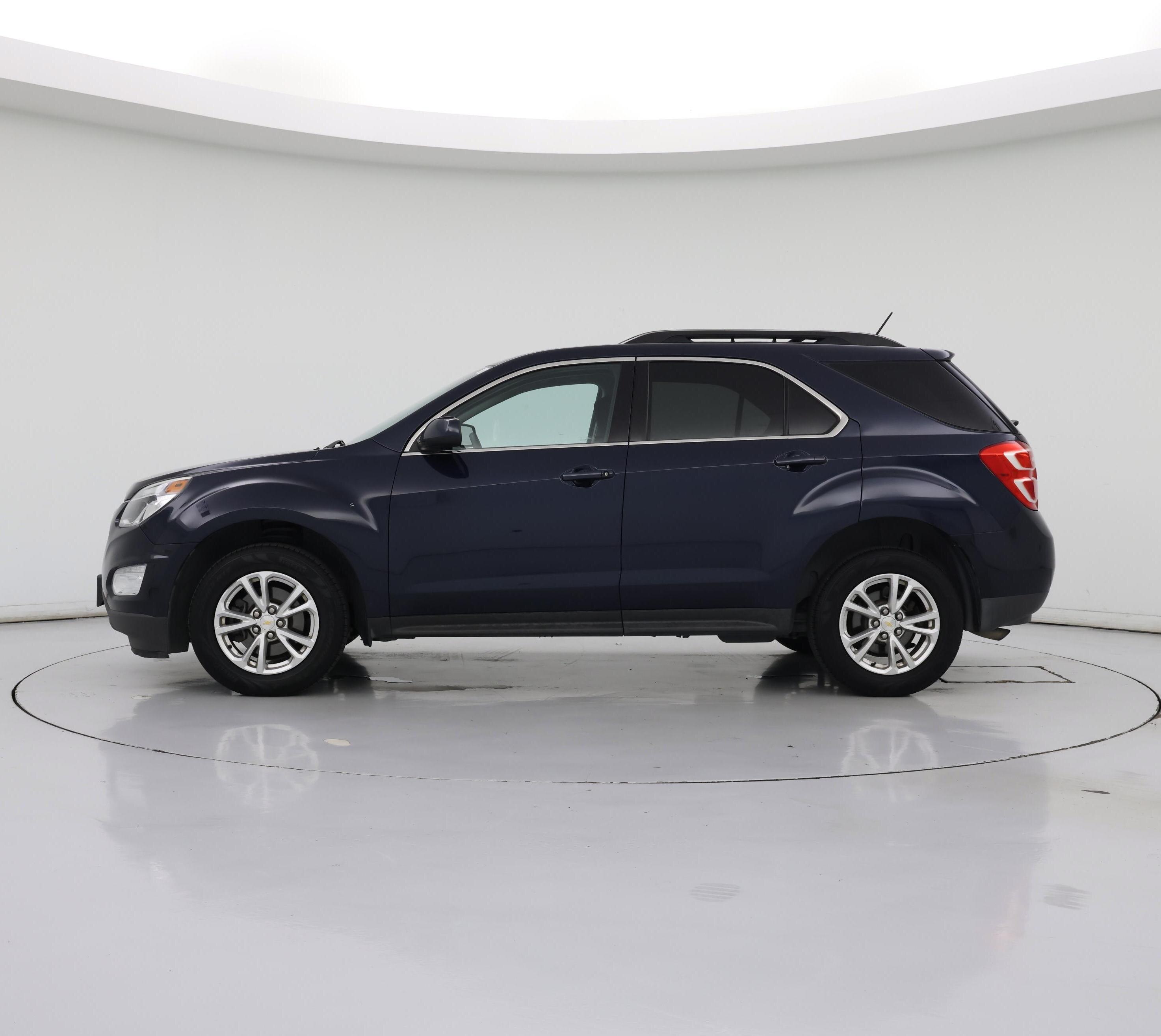 Thumbnail: 2017 Chevrolet Equinox - 3