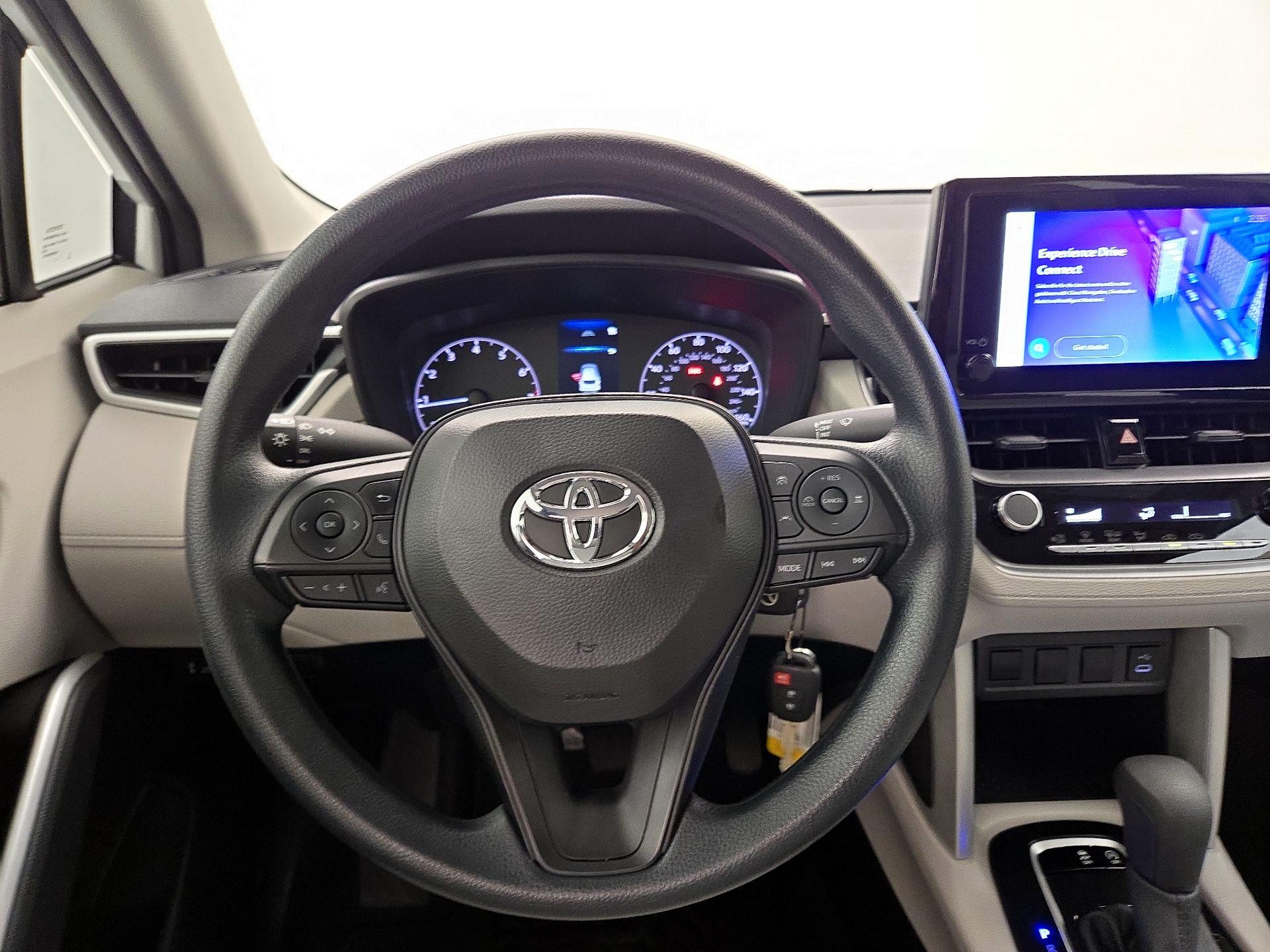 Thumbnail: 2024 Toyota Corolla Cross - 10