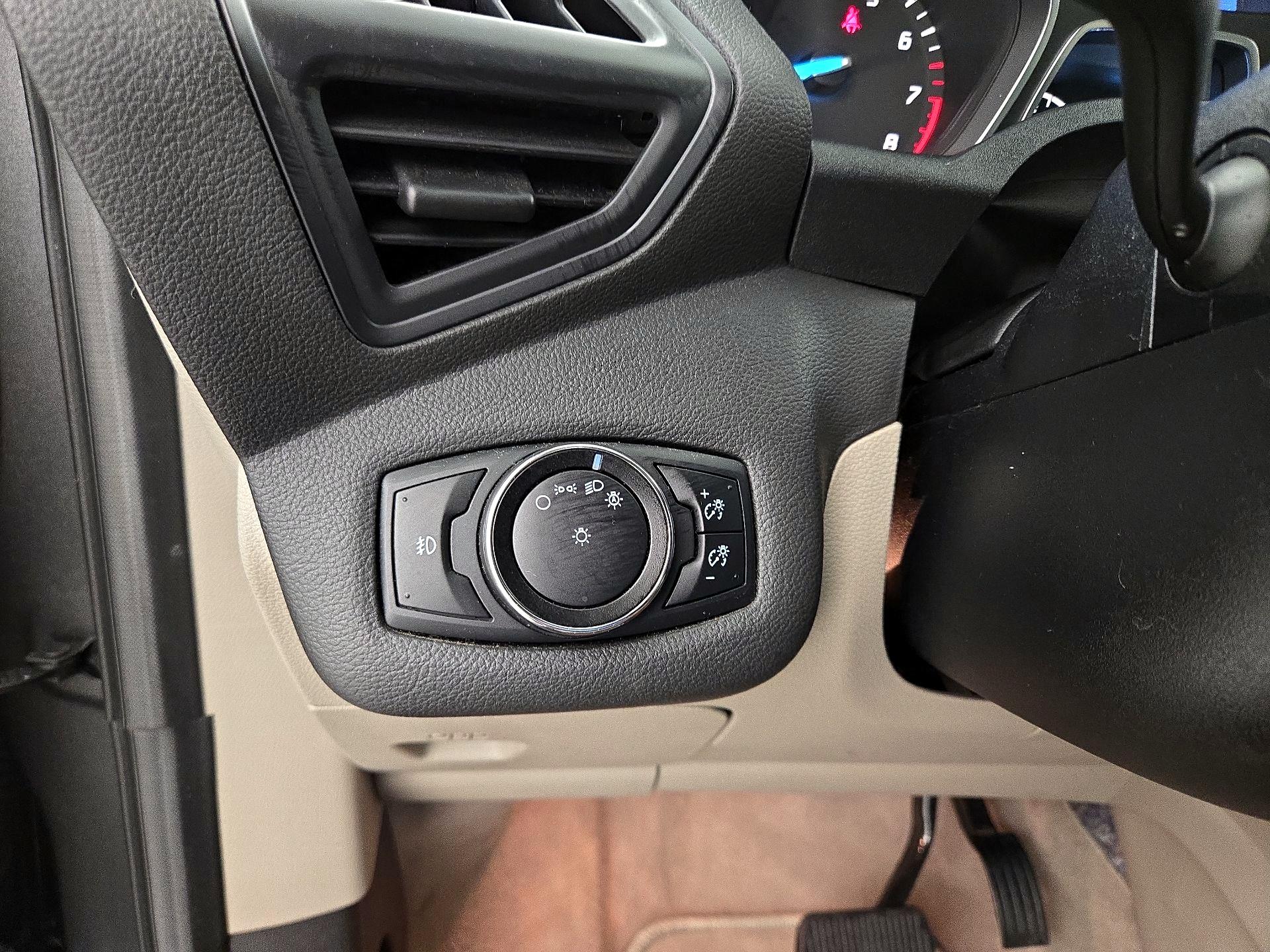 Thumbnail: 2014 Ford Escape - 13