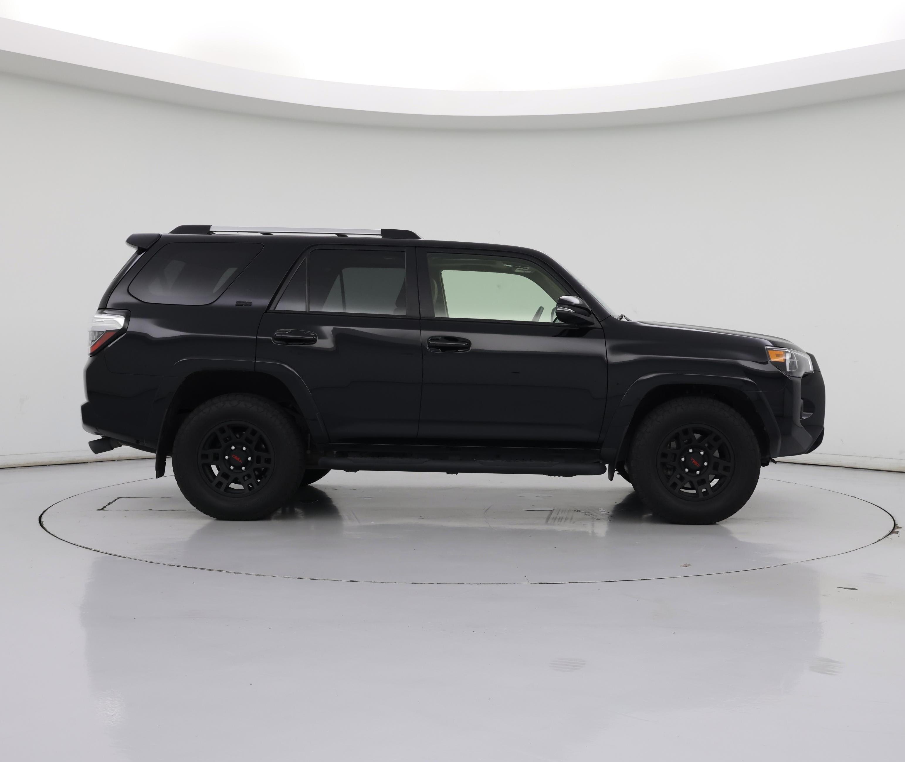 Thumbnail: 2023 Toyota 4Runner - 7