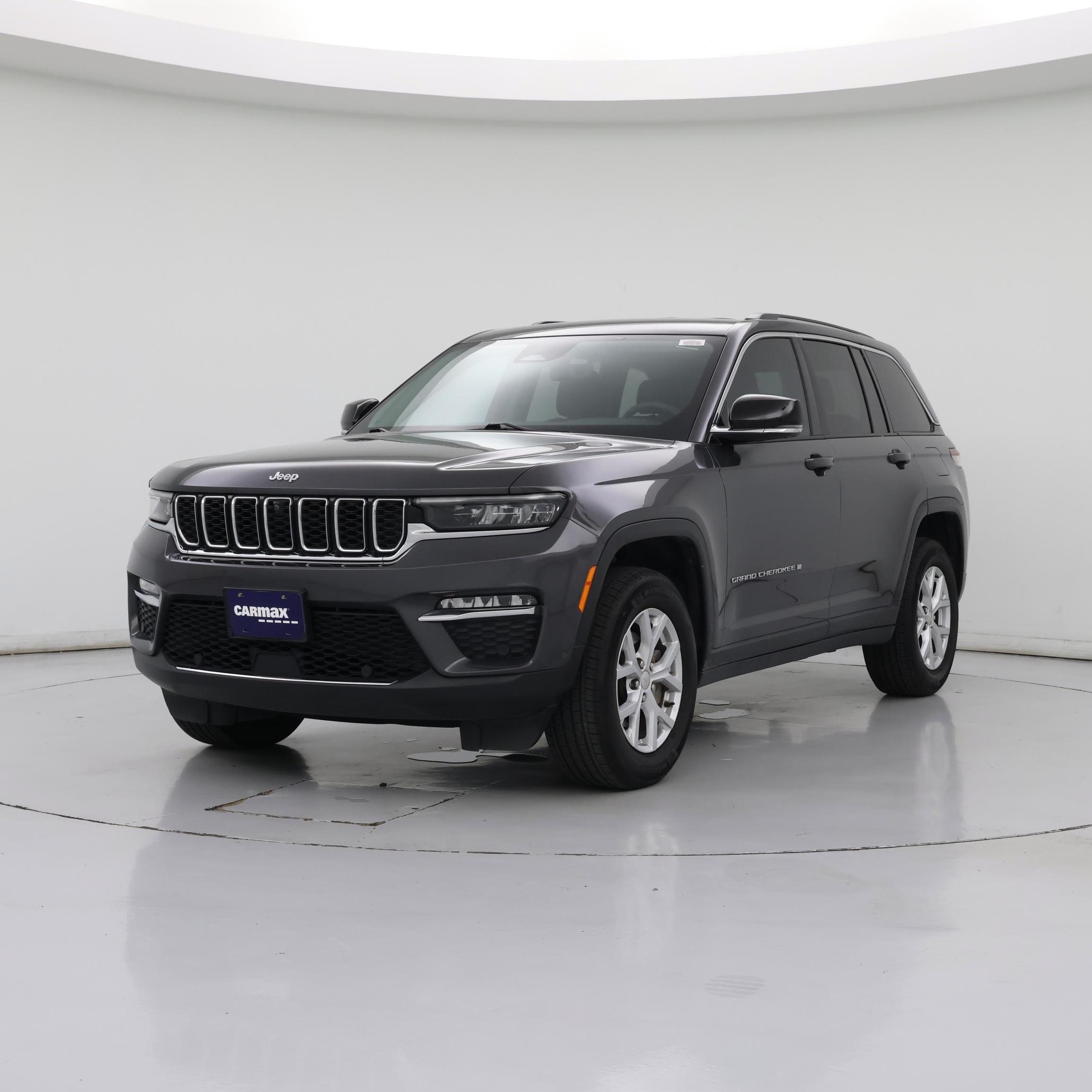 Thumbnail: 2023 Jeep Grand Cherokee - 4