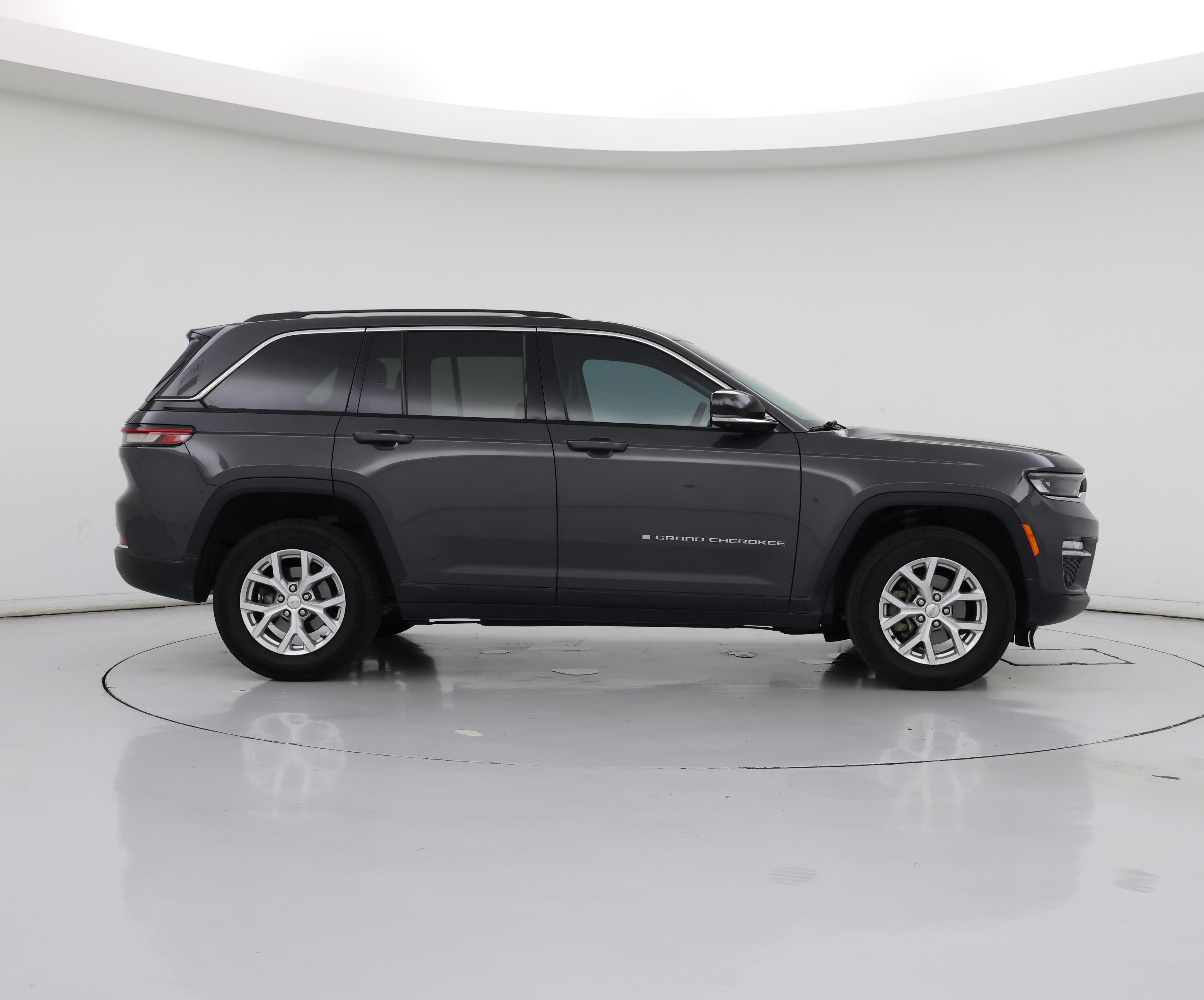 Thumbnail: 2023 Jeep Grand Cherokee - 7