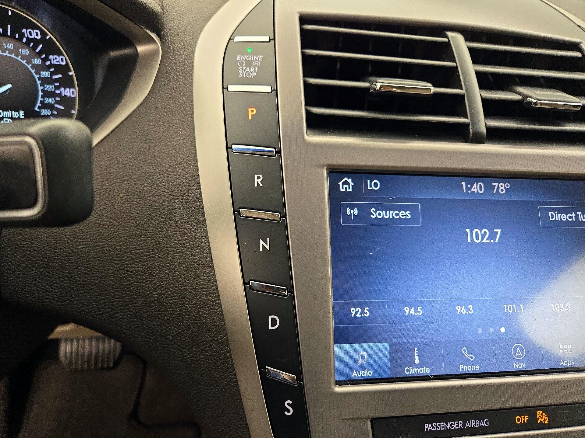 Thumbnail: 2019 Lincoln MKZ - 18