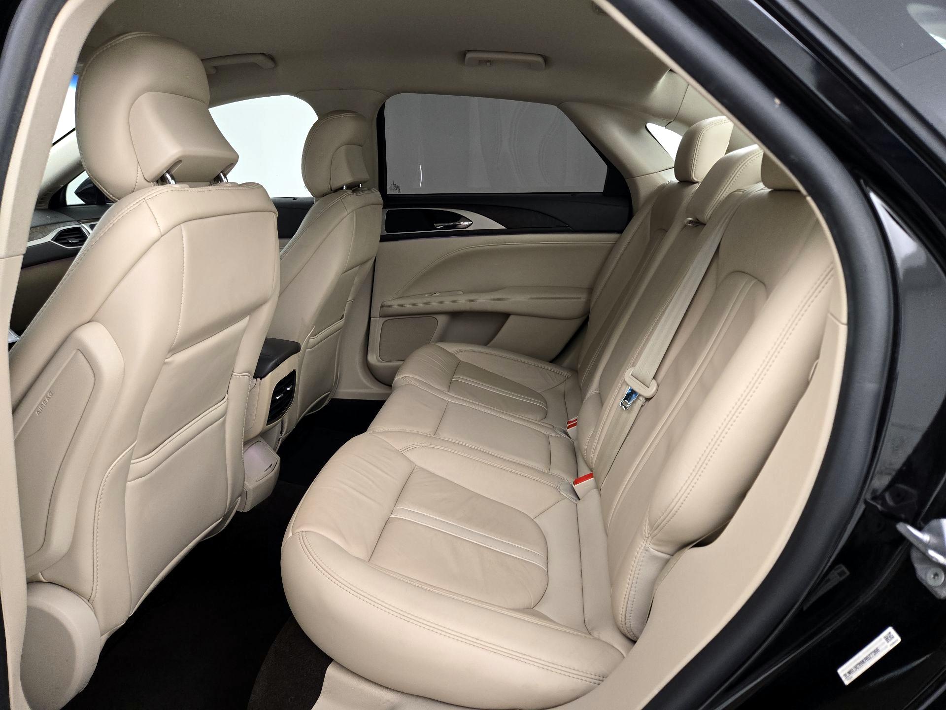 Thumbnail: 2019 Lincoln MKZ - 20