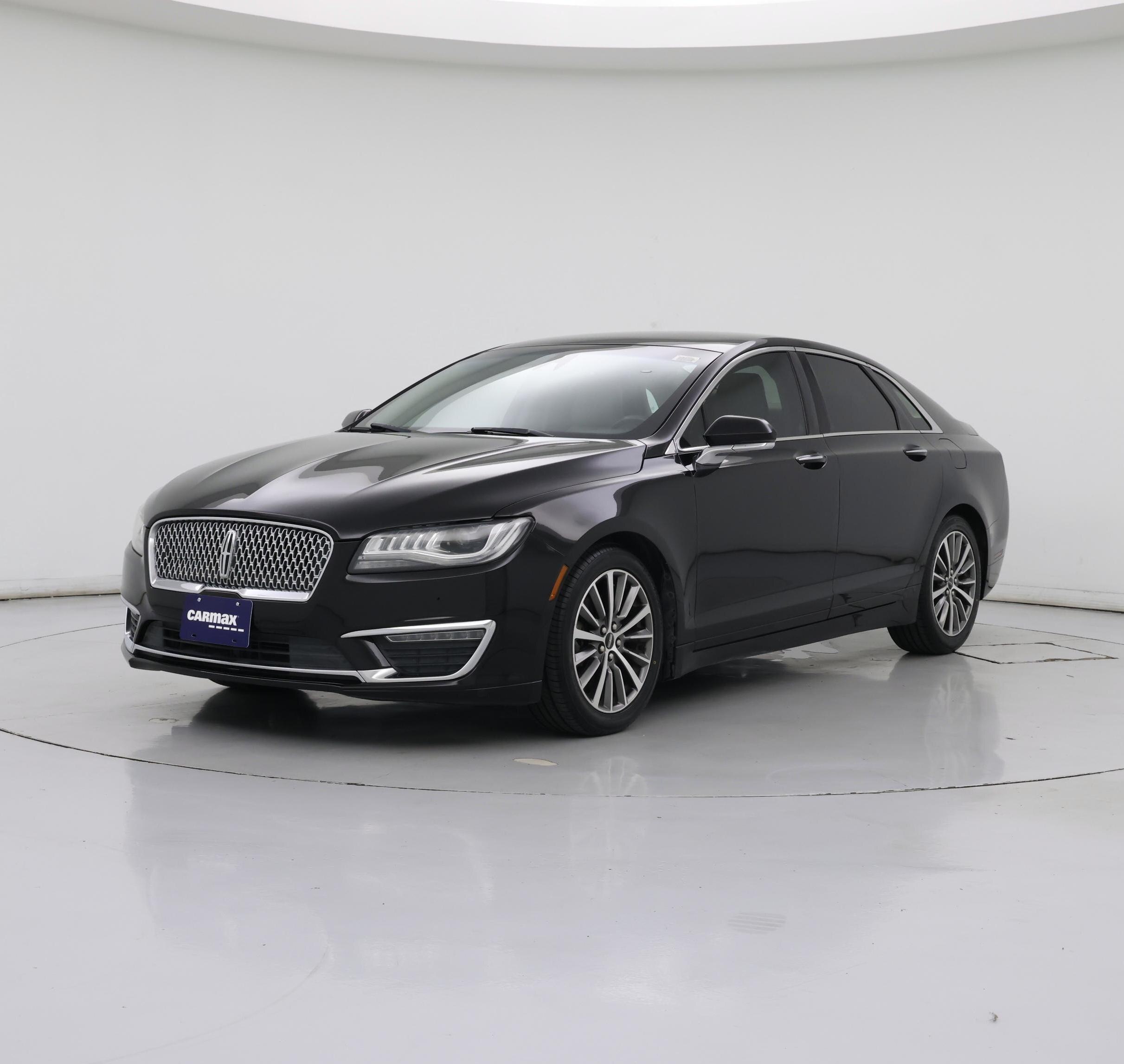 Thumbnail: 2019 Lincoln MKZ - 4