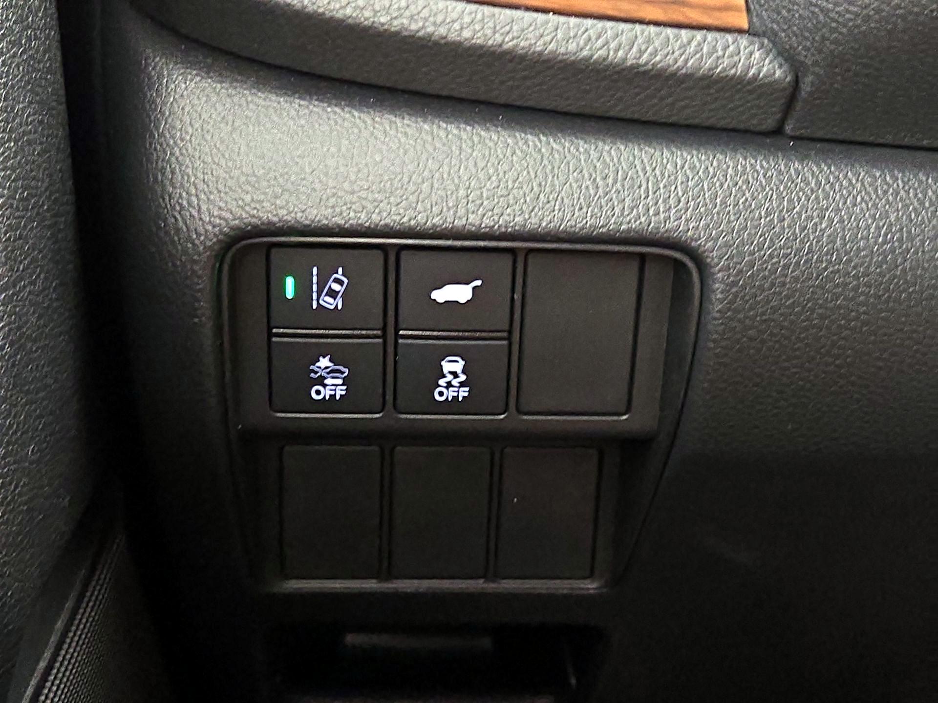 Thumbnail: 2017 Honda CR-V - 13