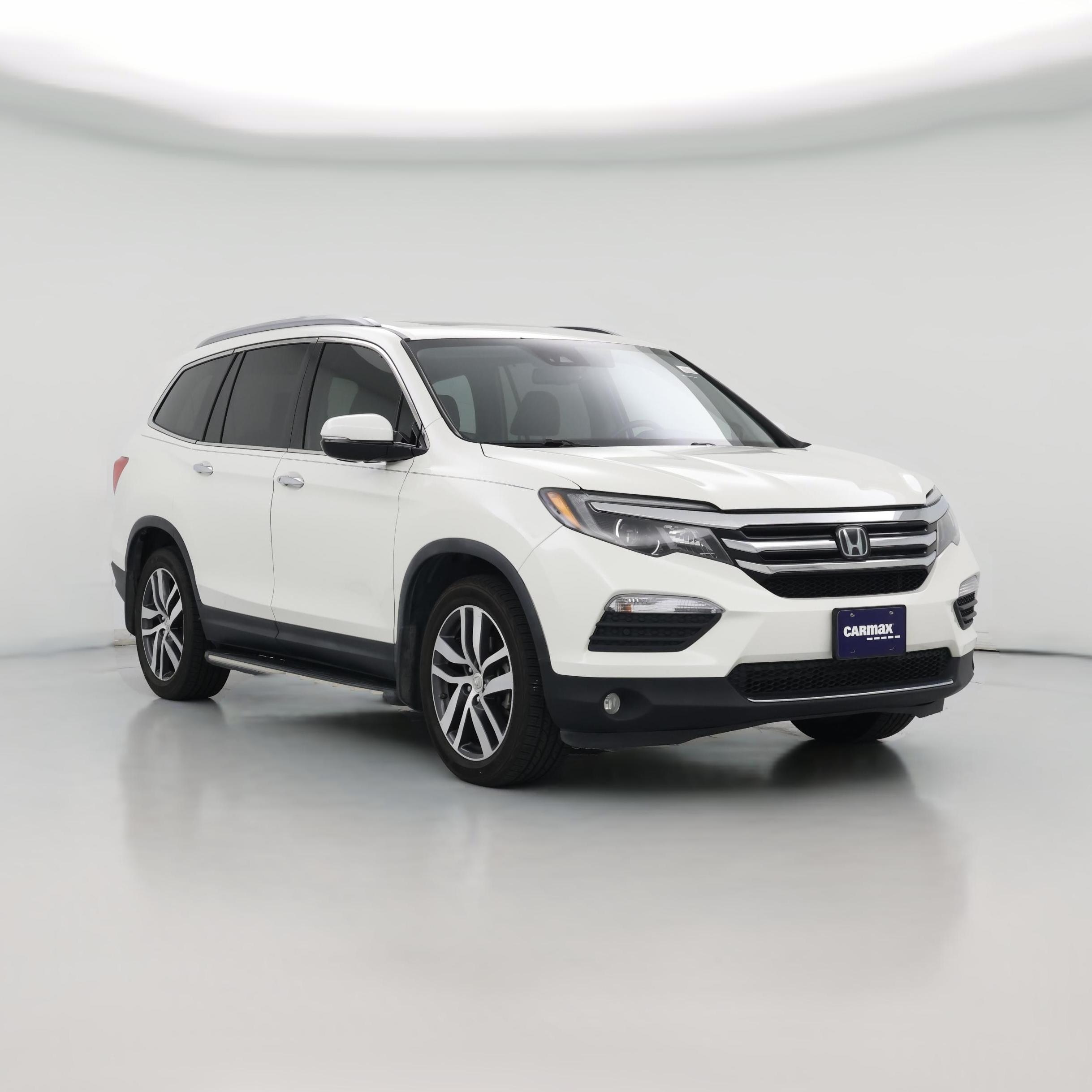 Thumbnail: 2017 Honda Pilot - 1