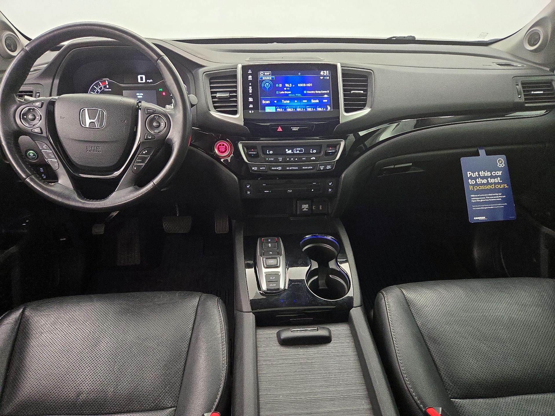 Thumbnail: 2017 Honda Pilot - 9