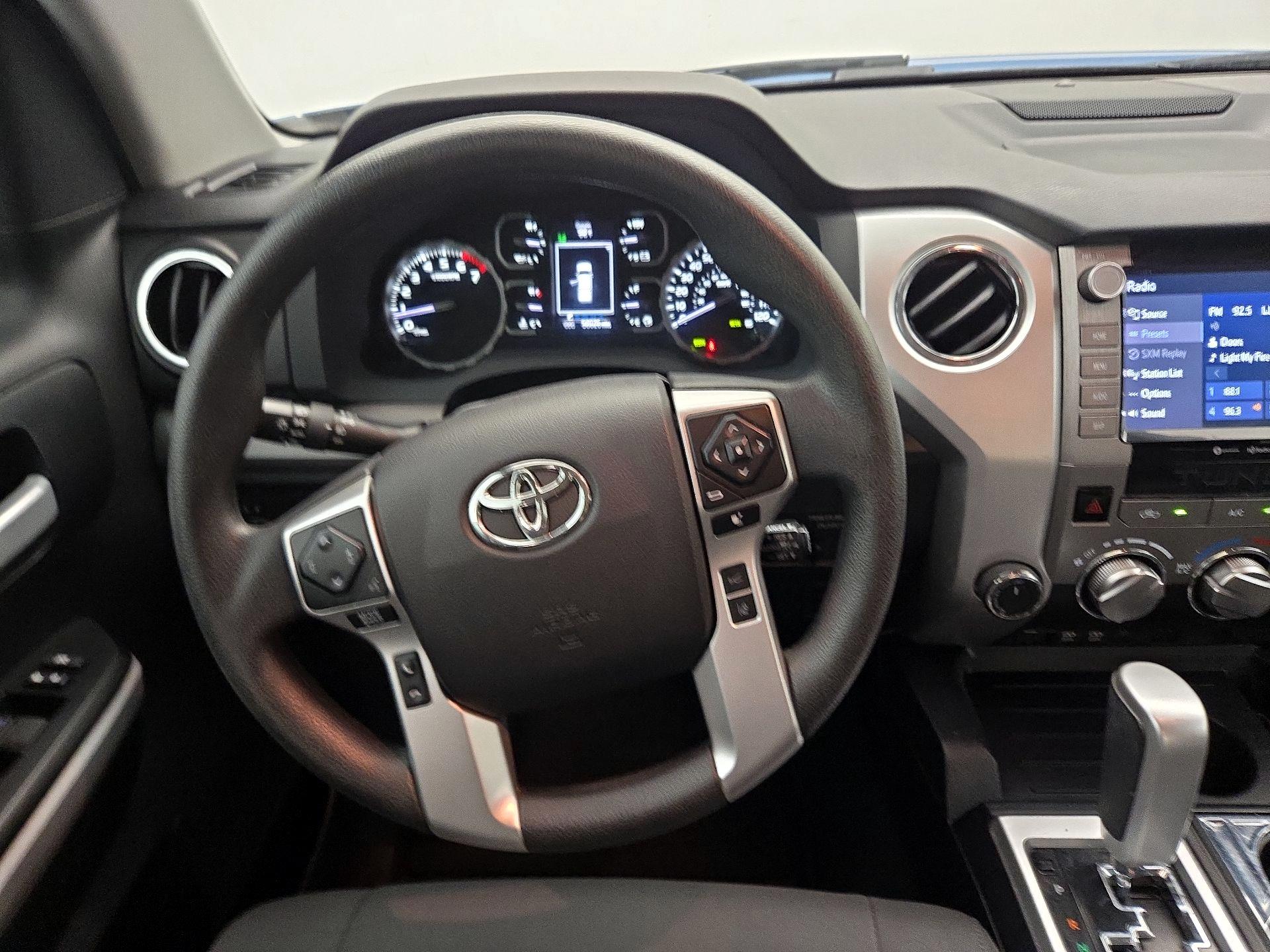 Thumbnail: 2021 Toyota Tundra - 10