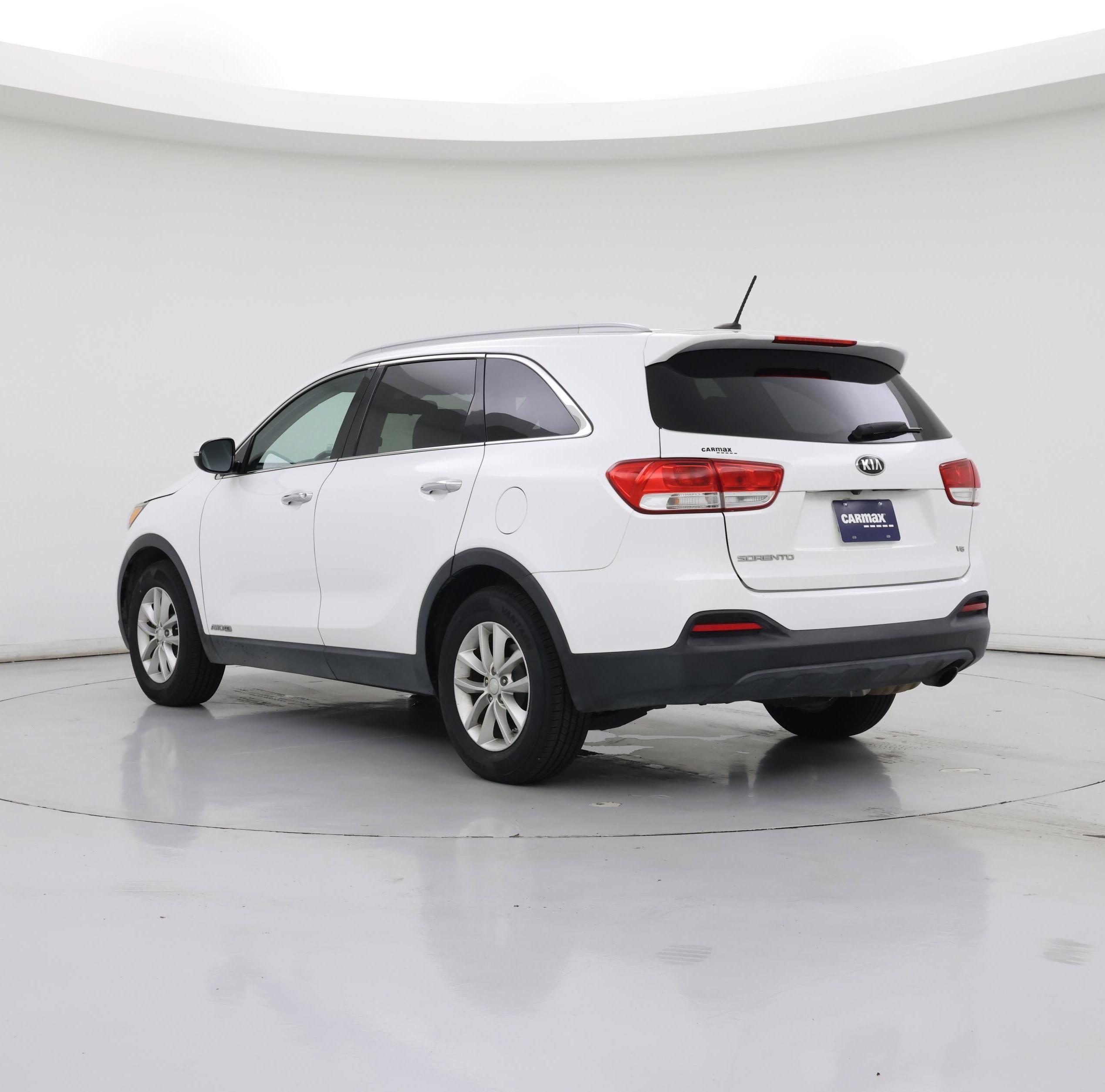 Thumbnail: 2017 Kia Sorento - 2