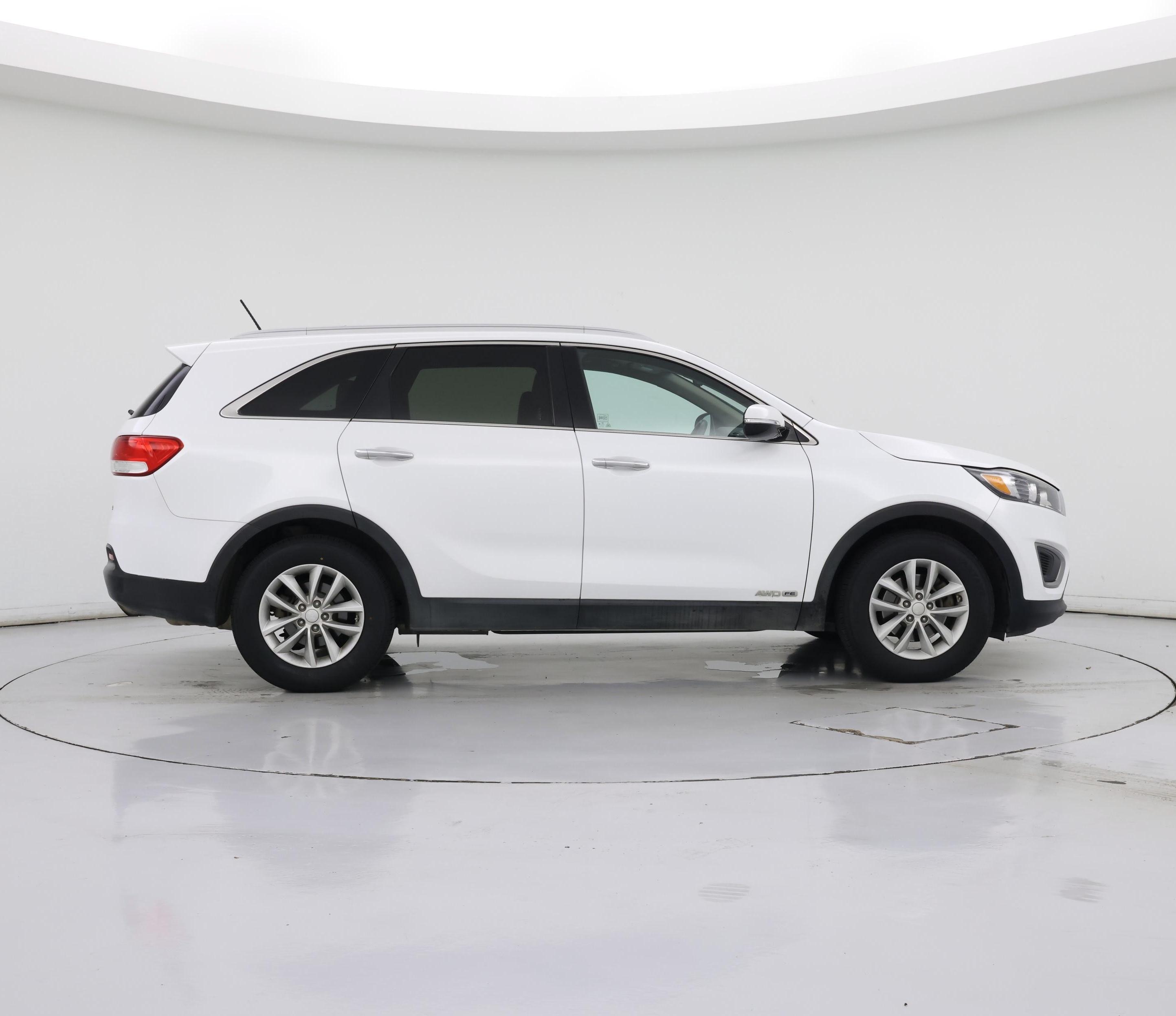 Thumbnail: 2017 Kia Sorento - 7