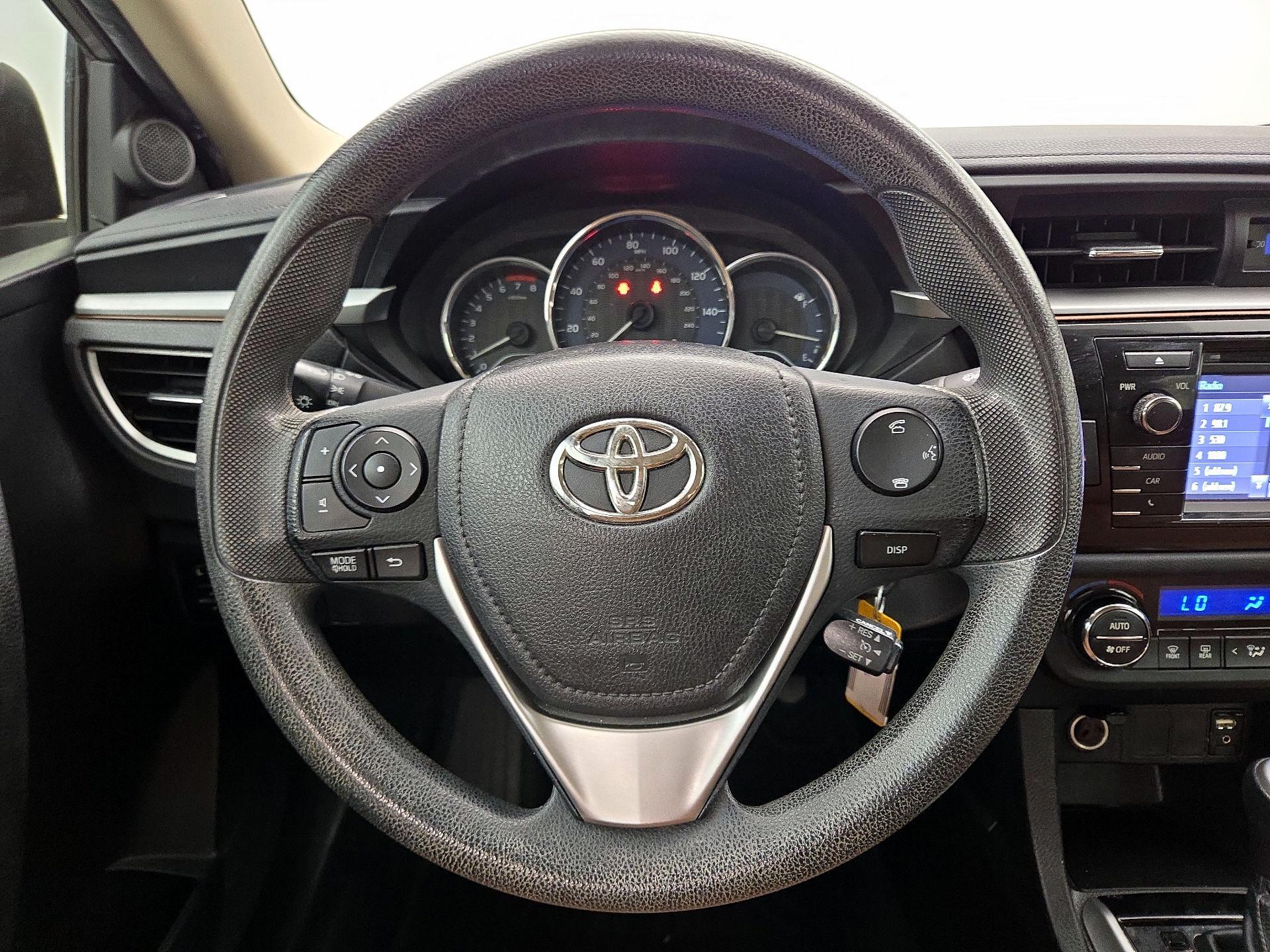 Thumbnail: 2014 Toyota Corolla - 10