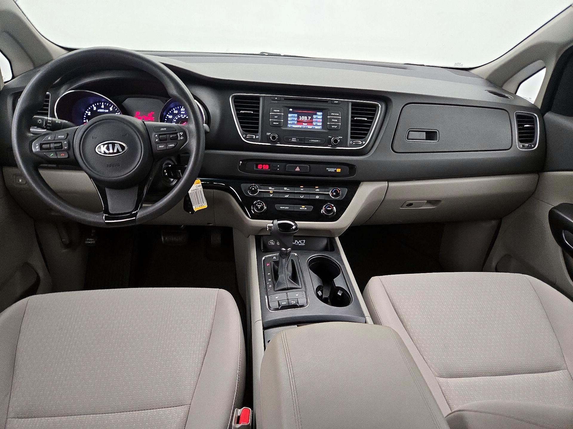 Thumbnail: 2016 Kia Sedona - 9