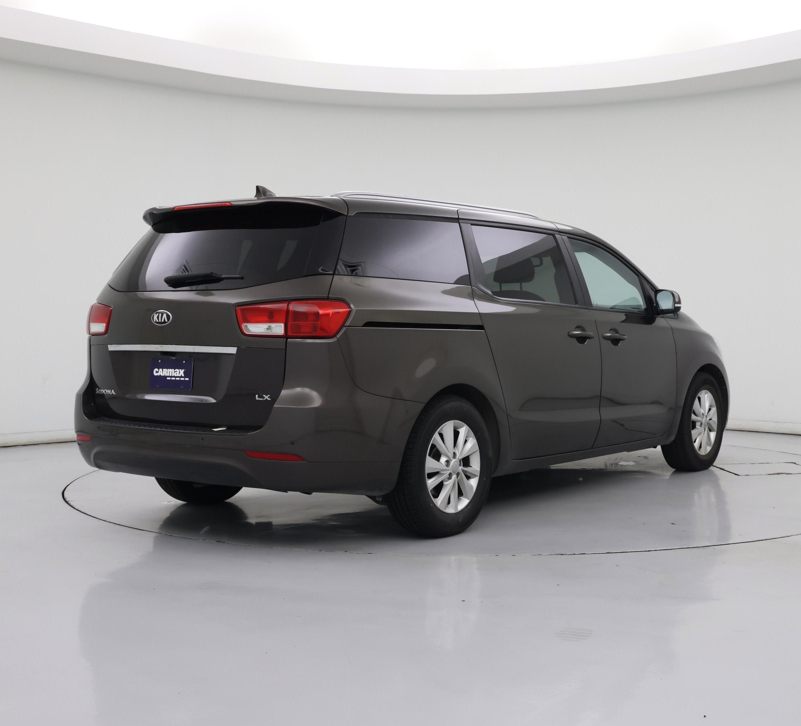 Thumbnail: 2016 Kia Sedona - 8
