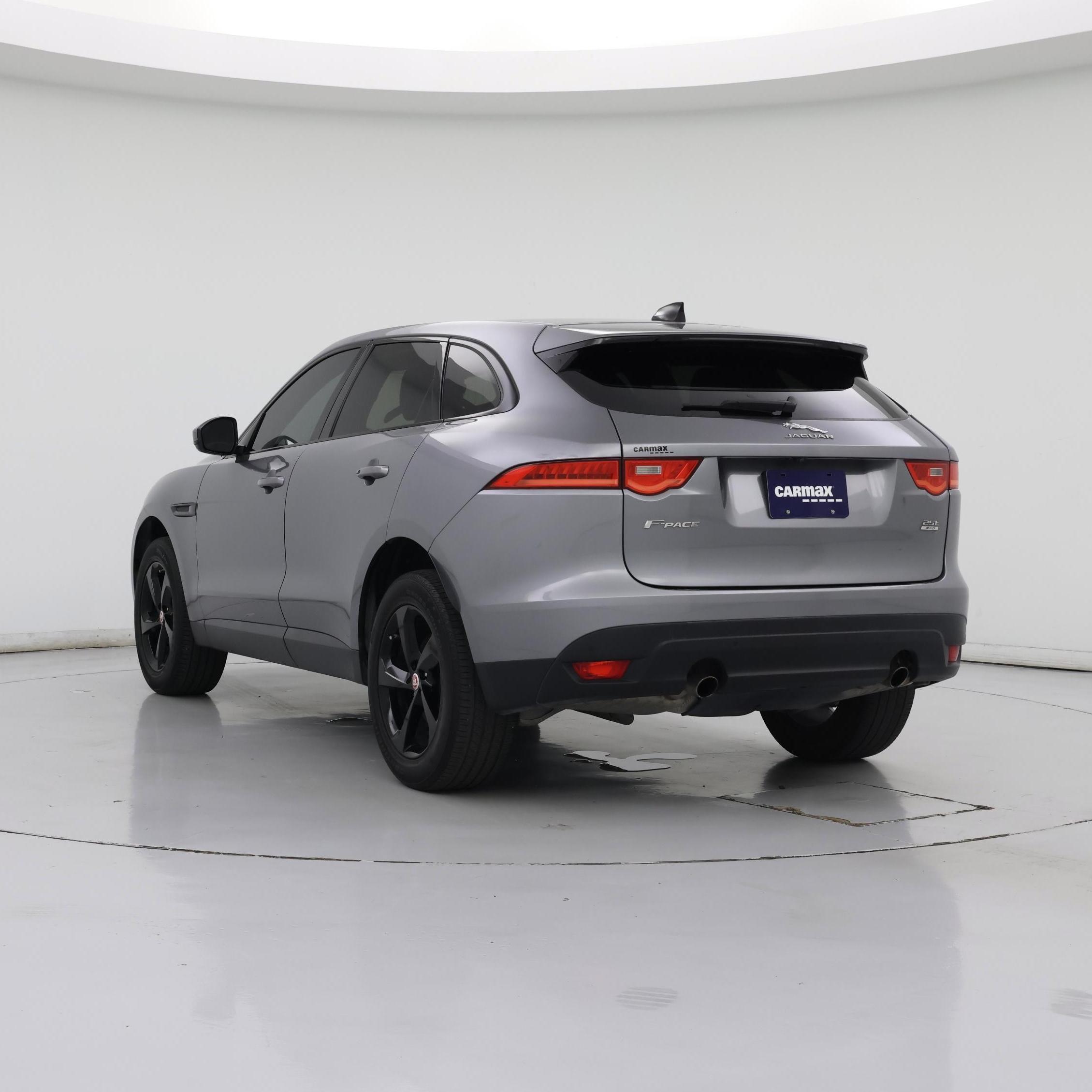 Thumbnail: 2020 Jaguar F-Pace - 2