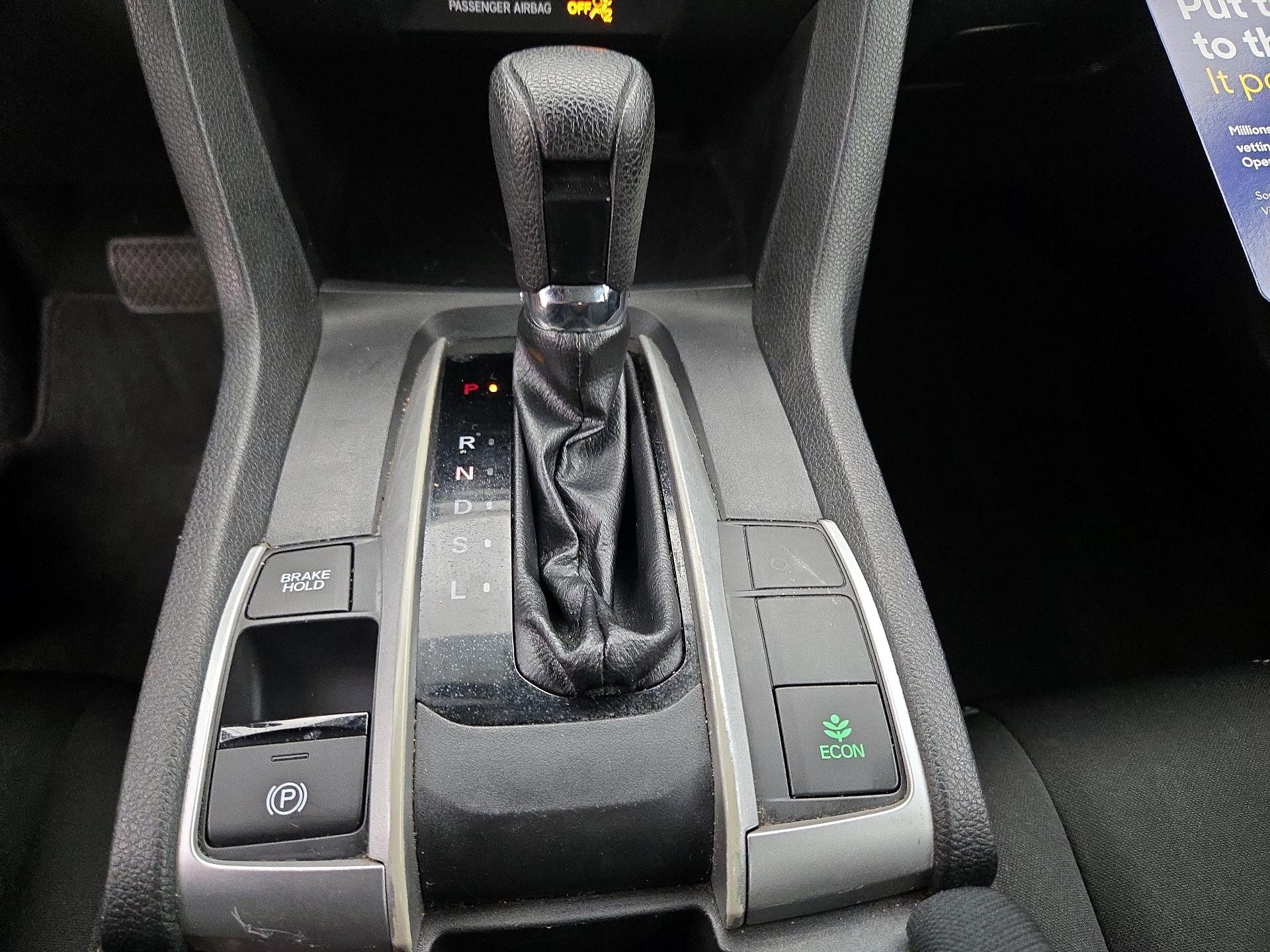 Thumbnail: 2019 Honda Civic - 17