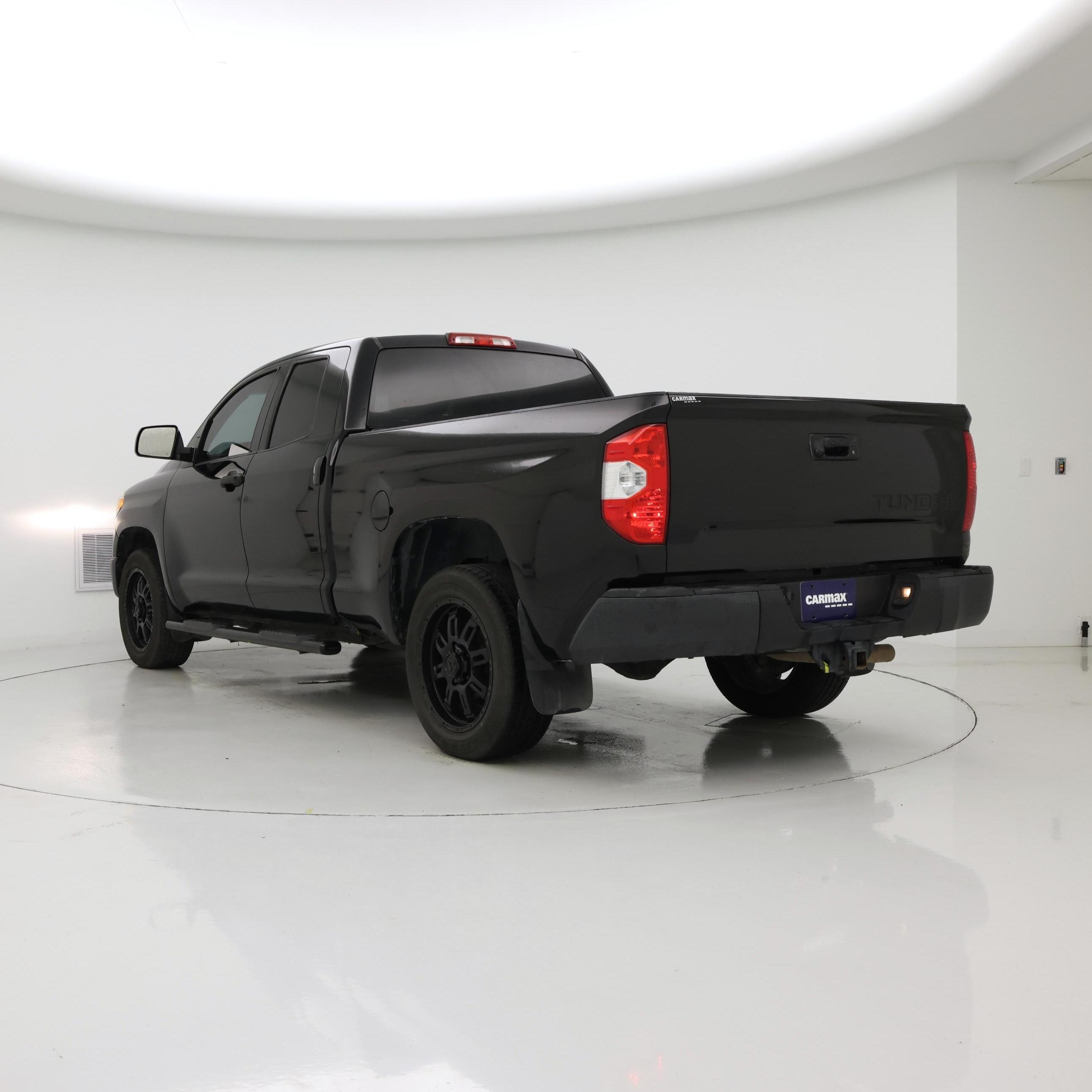 Thumbnail: 2017 Toyota Tundra - 2