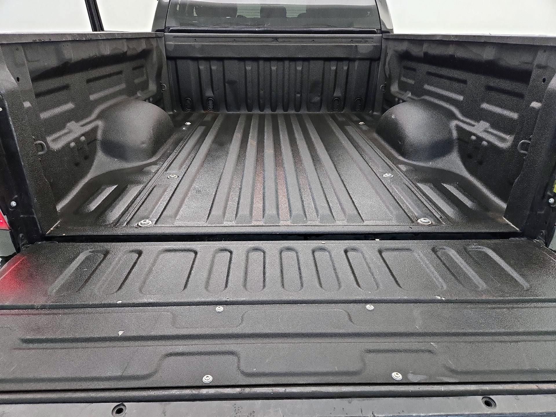 Thumbnail: 2017 Toyota Tundra - 20