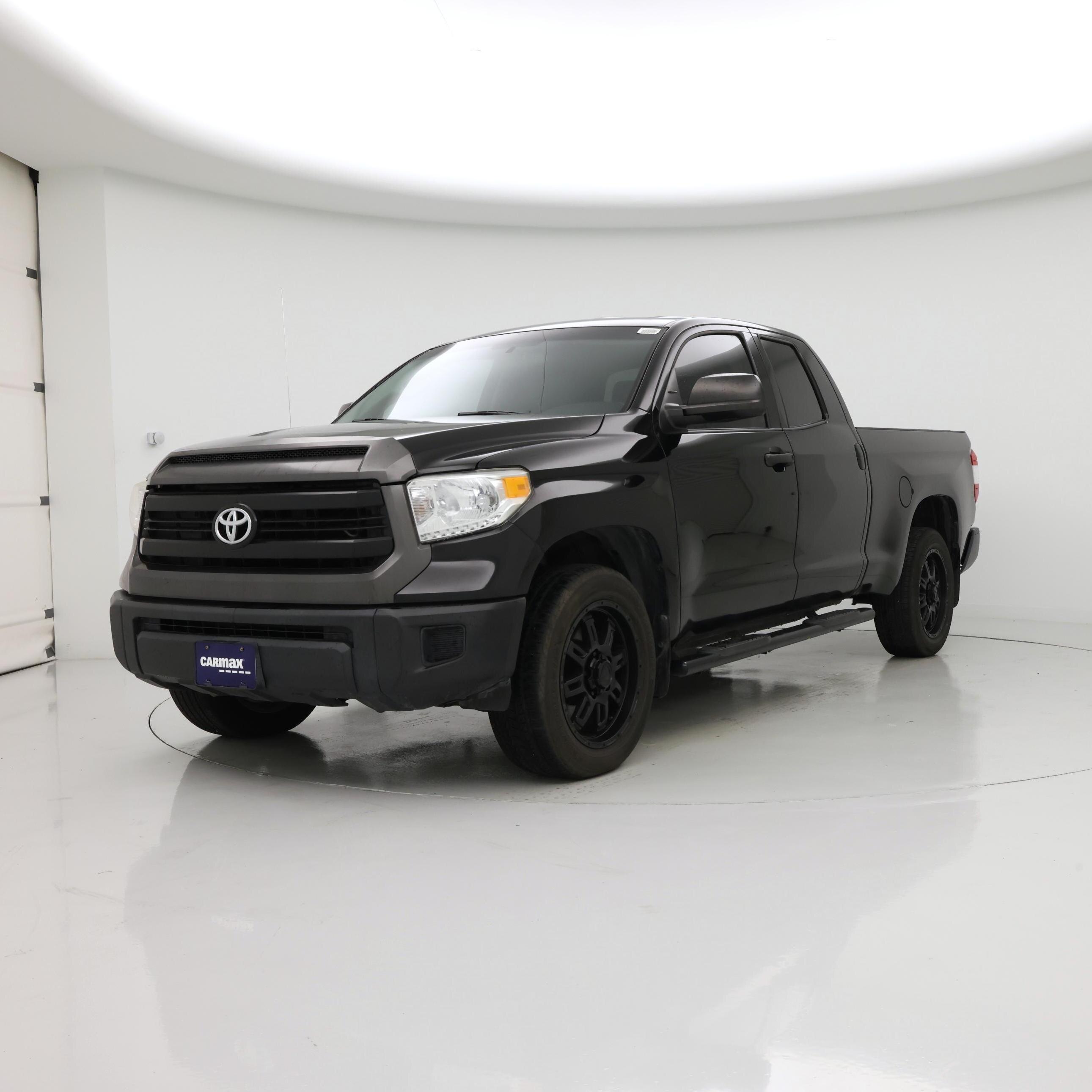 Thumbnail: 2017 Toyota Tundra - 4