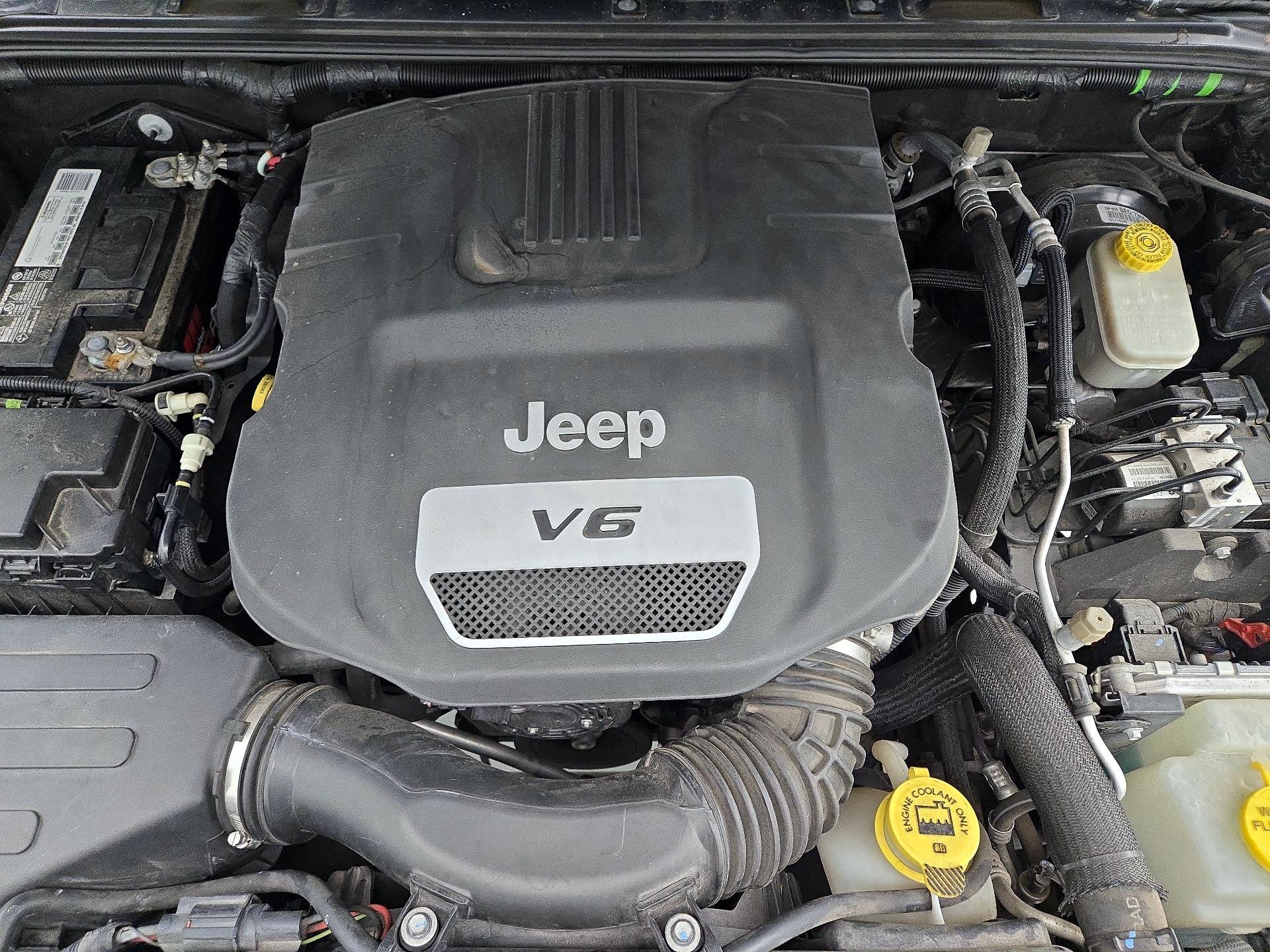 Thumbnail: 2016 Jeep Wrangler - 18